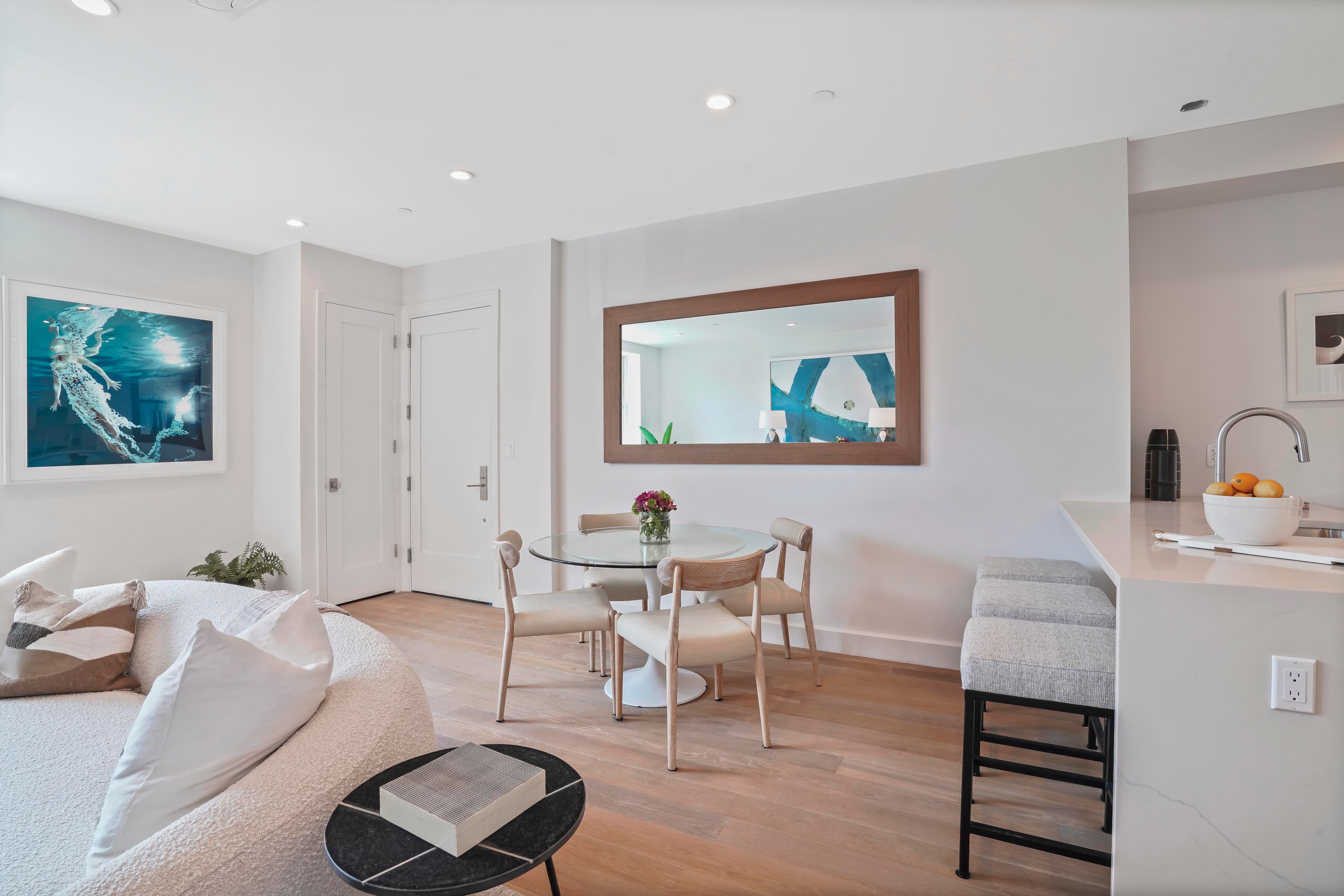 182 Minna Street , 2B