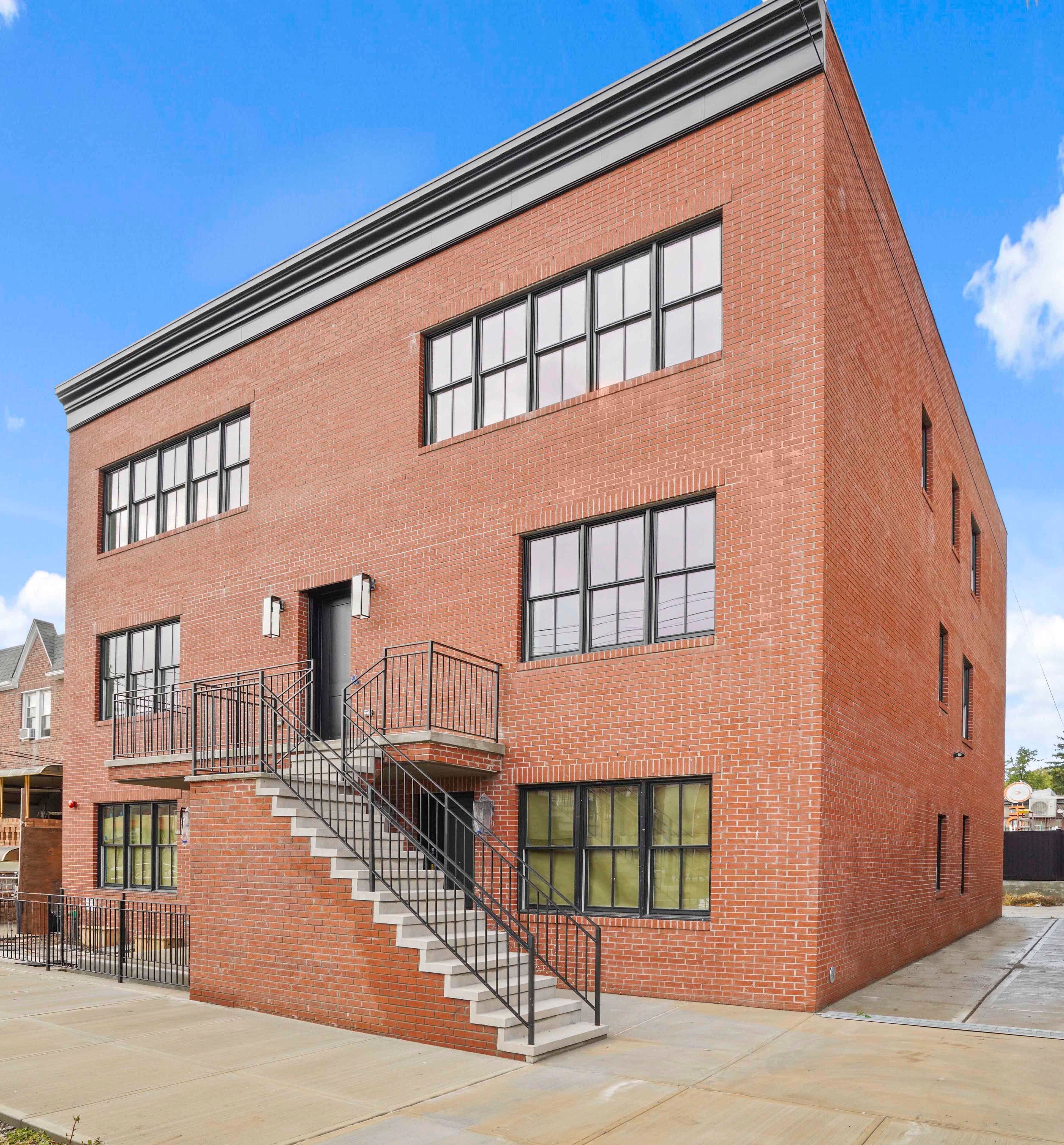 182 Minna Street , 2B