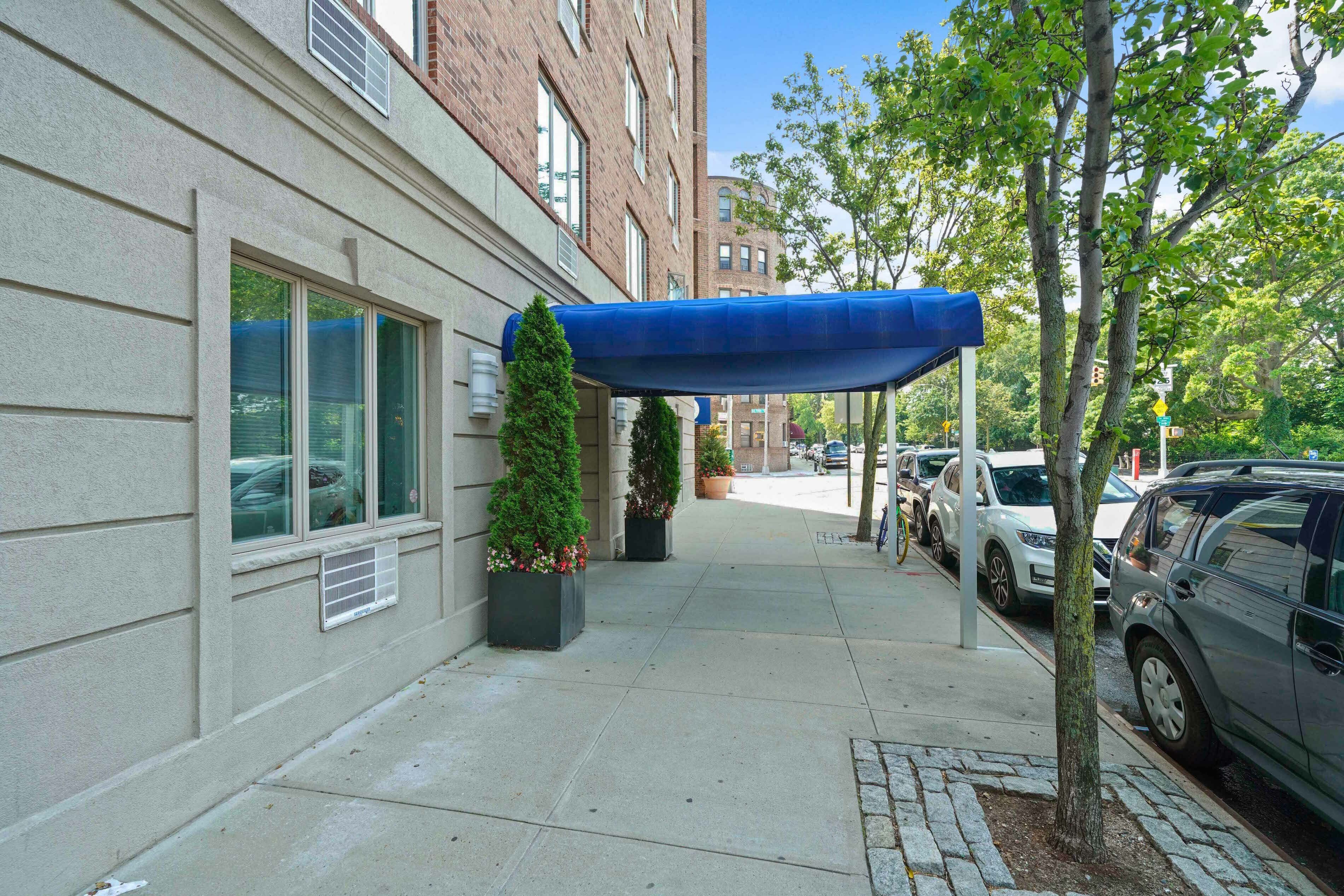 6833 Shore Road , 5D