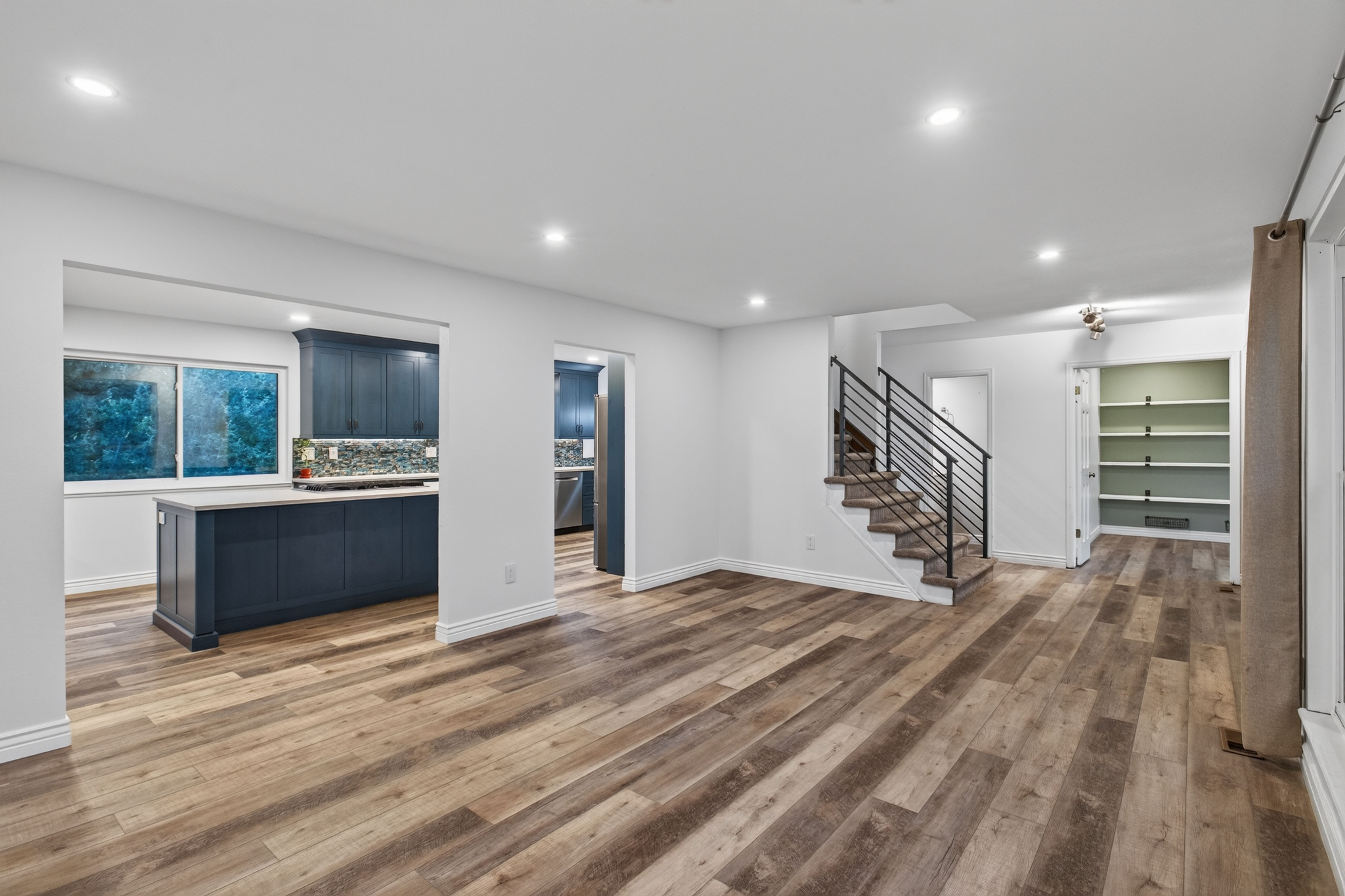 10562 E Maplewood Drive 