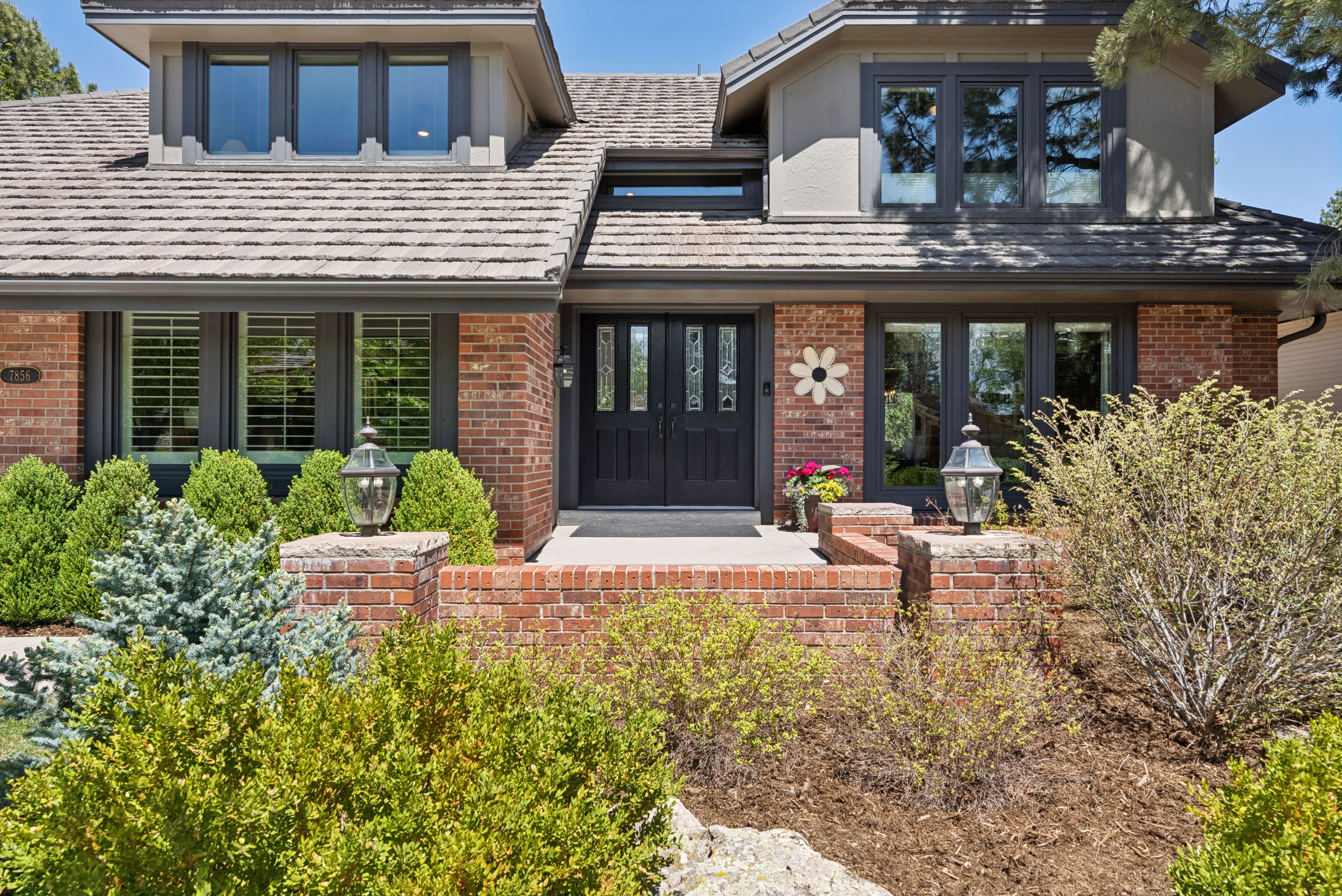 7856 S Fairfax Court 
