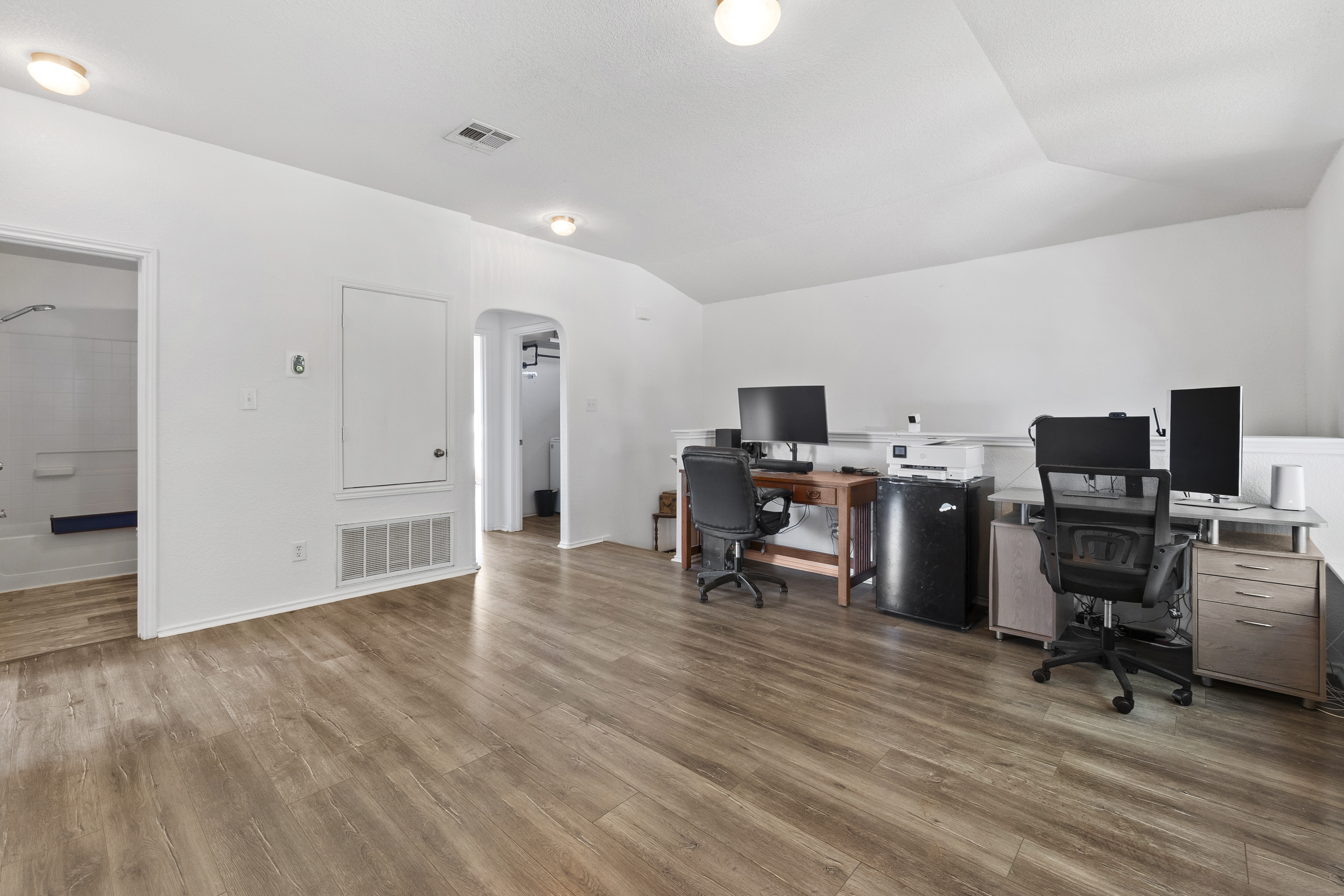 3406 Barksdale Drive 