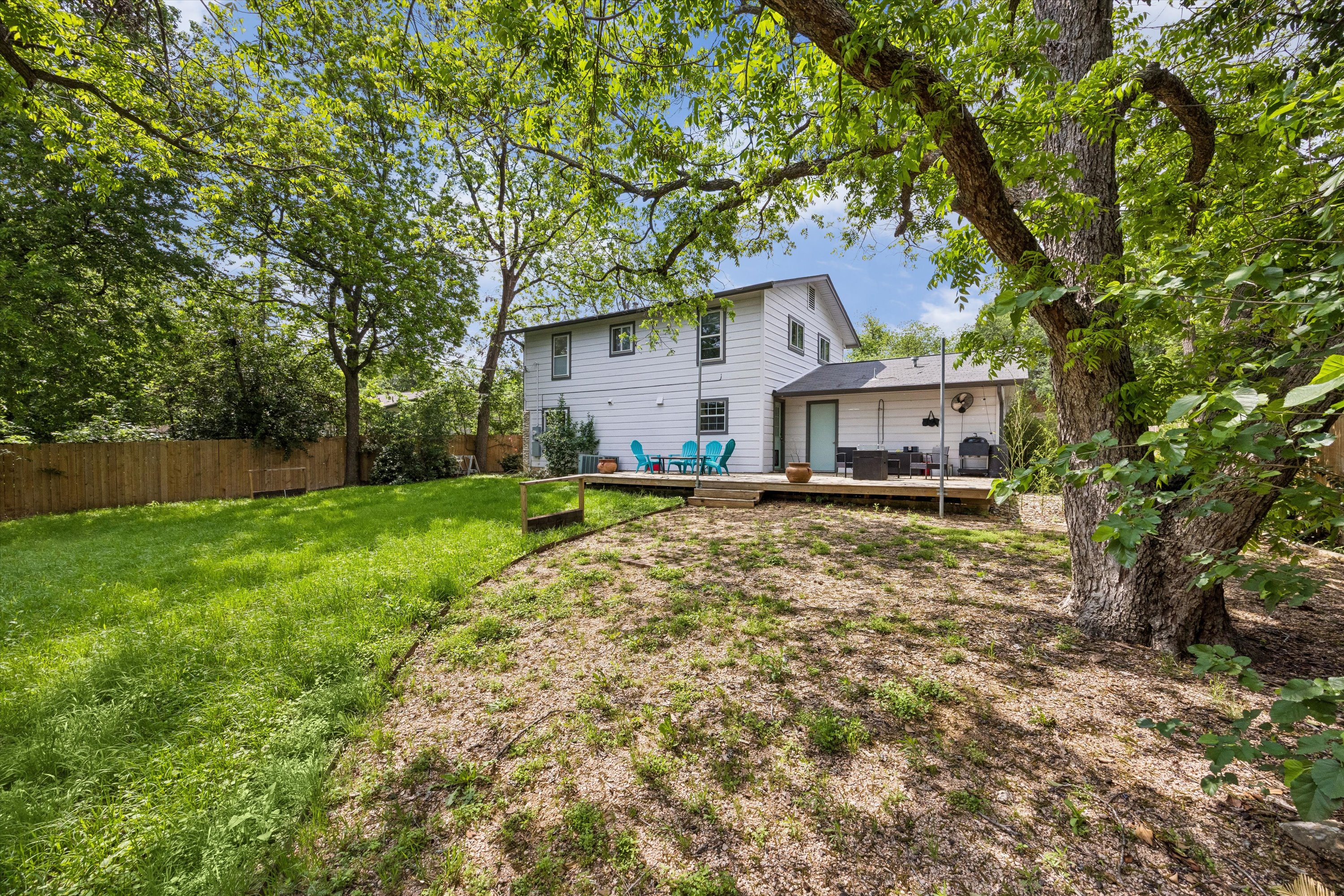 2118 Vanderbilt Lane 