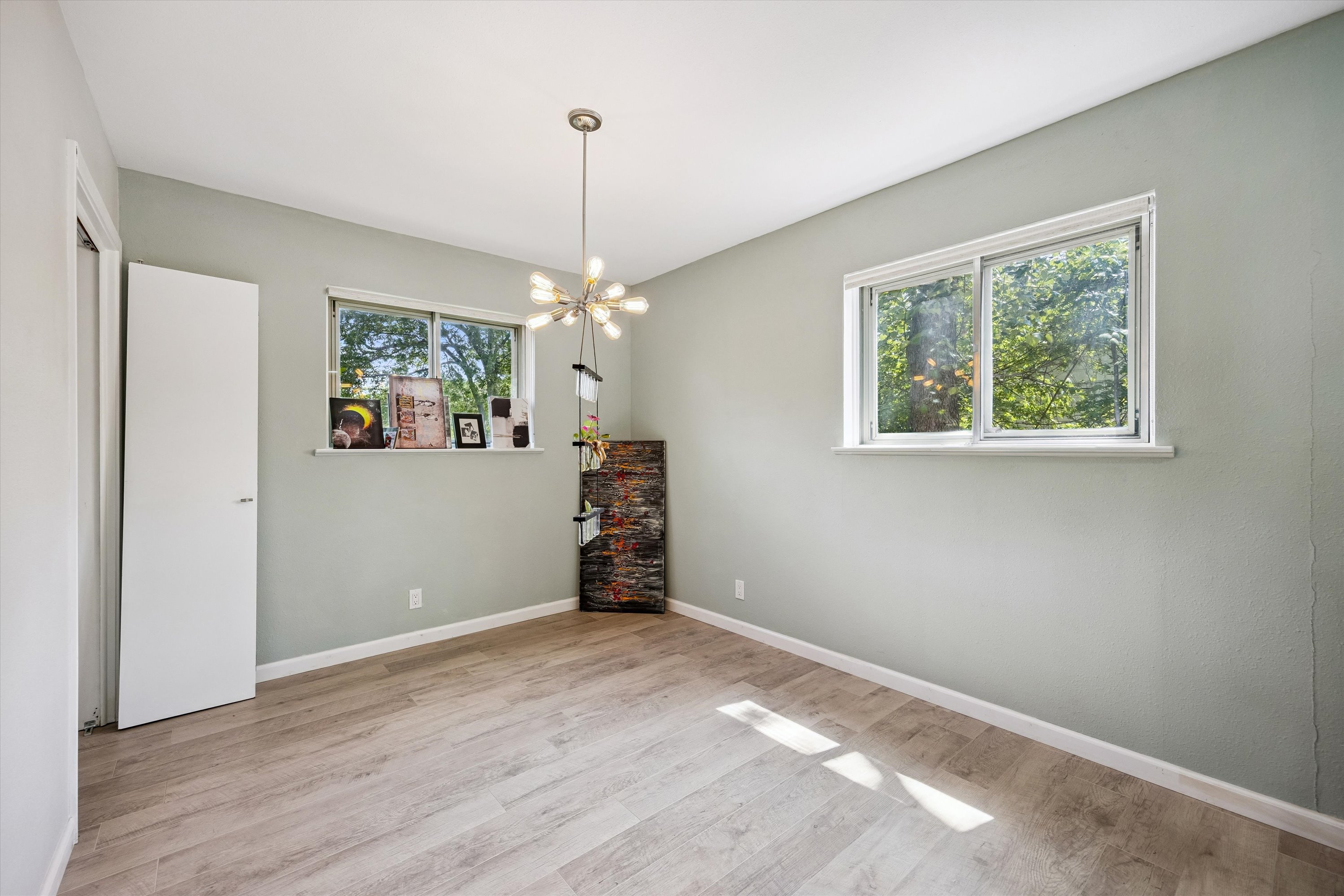 2118 Vanderbilt Lane 