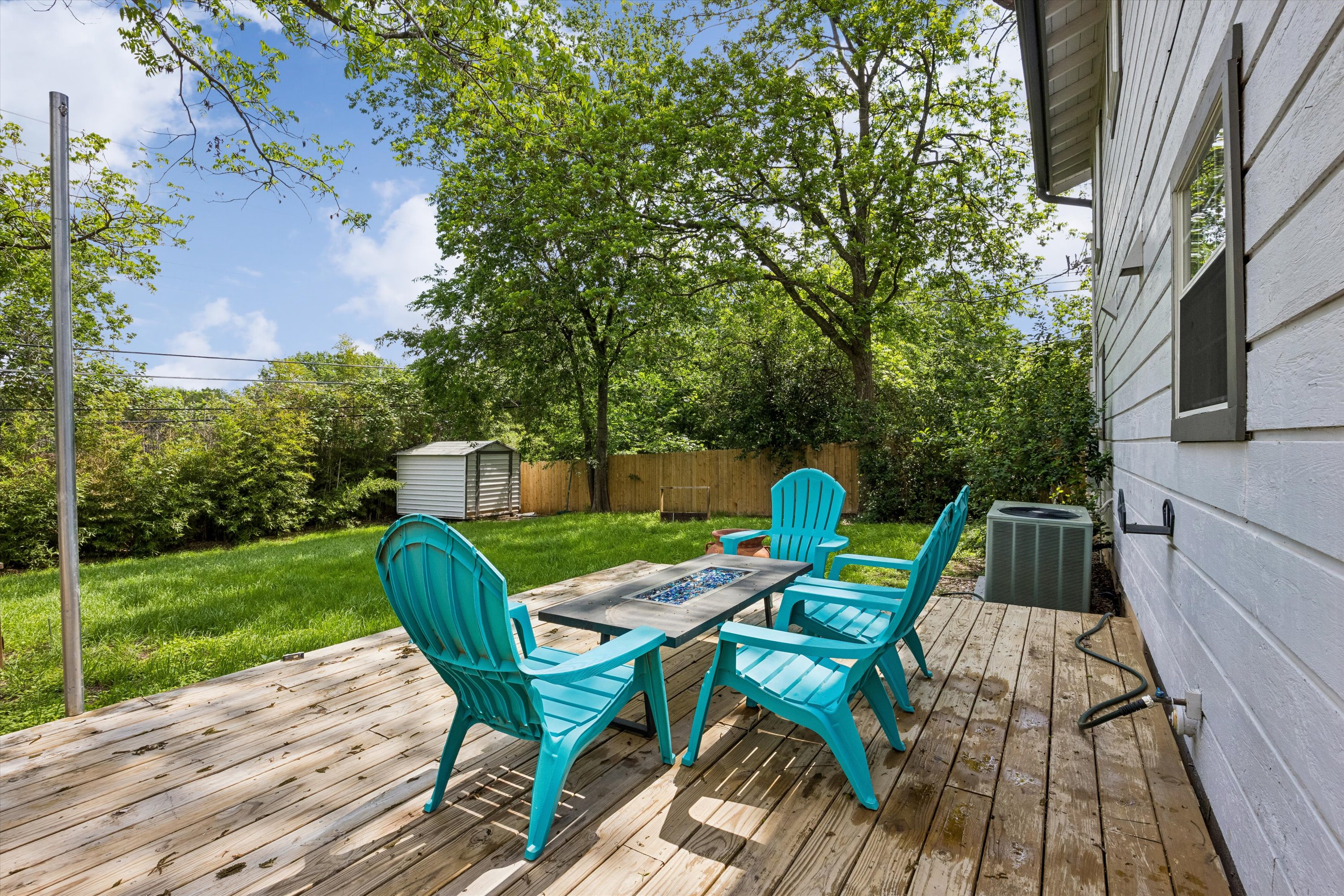 2118 Vanderbilt Lane 