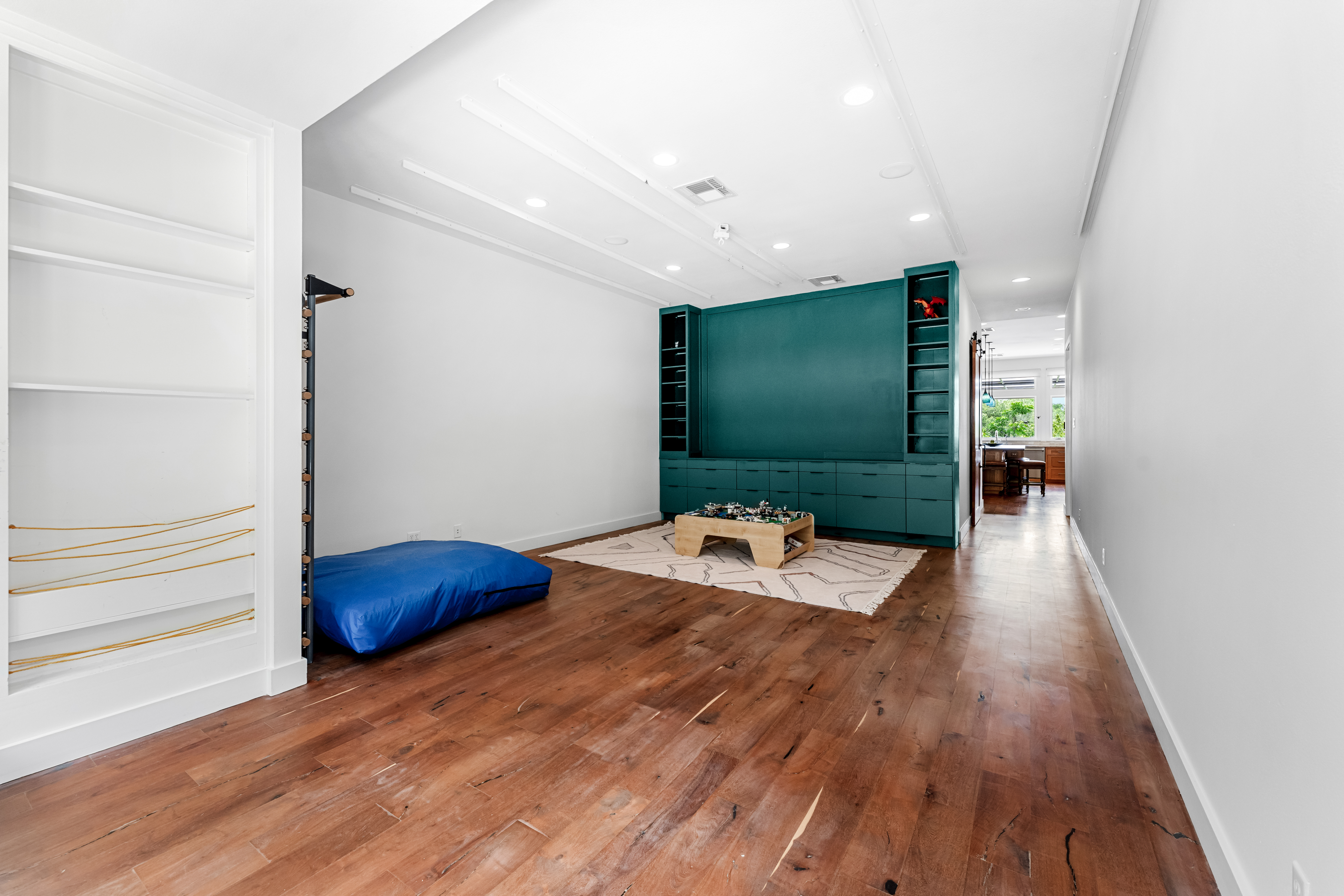 5 Clarendon Lane 