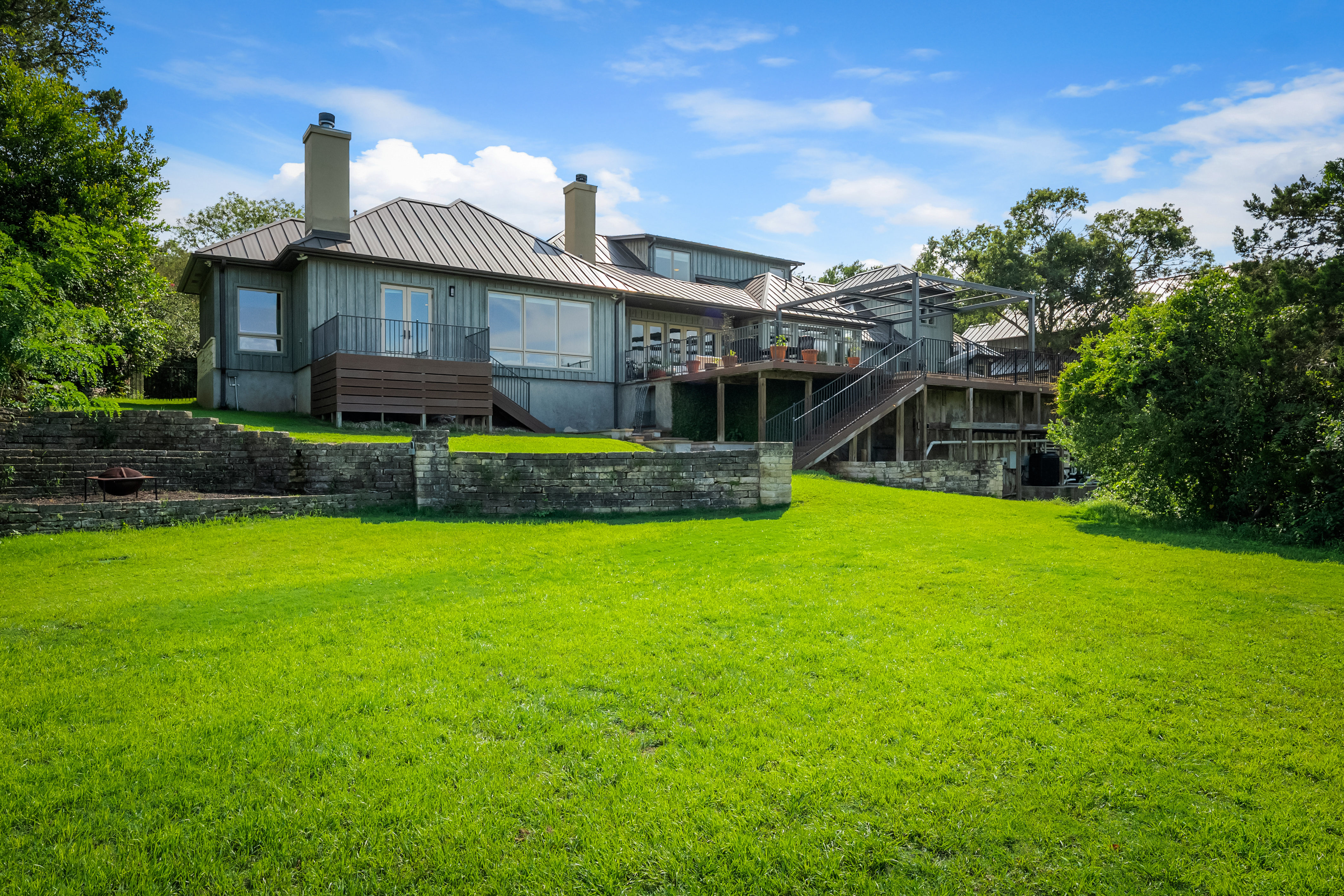 5 Clarendon Lane 