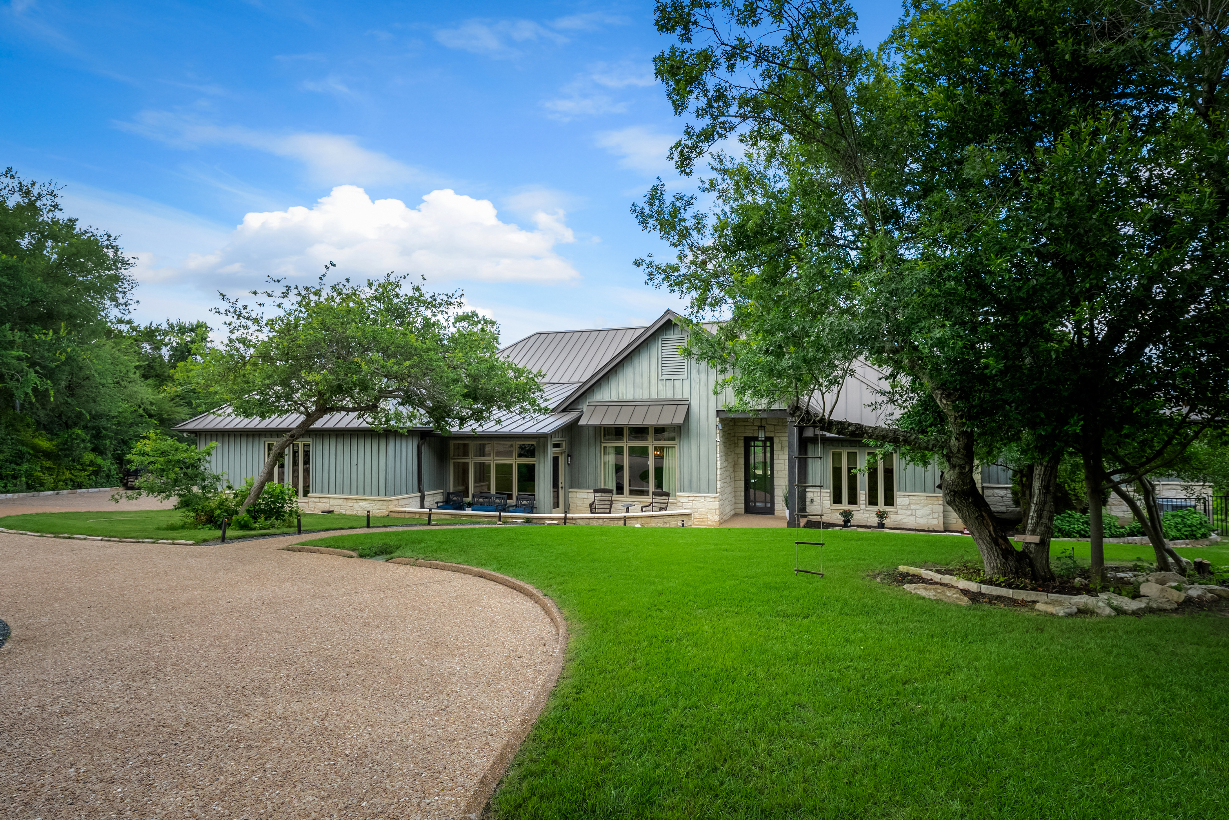5 Clarendon Lane 