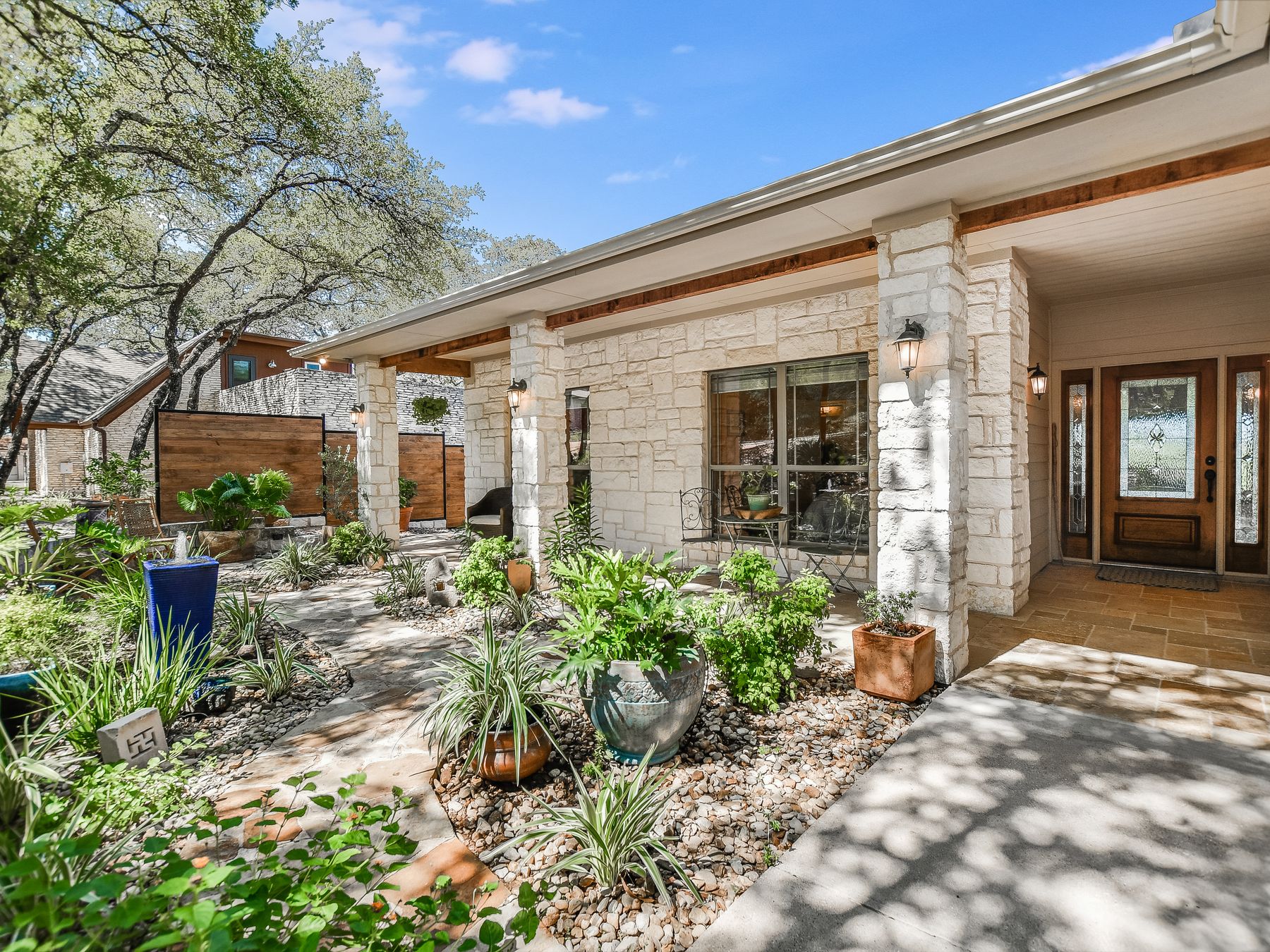 21523 Lakefront Drive 