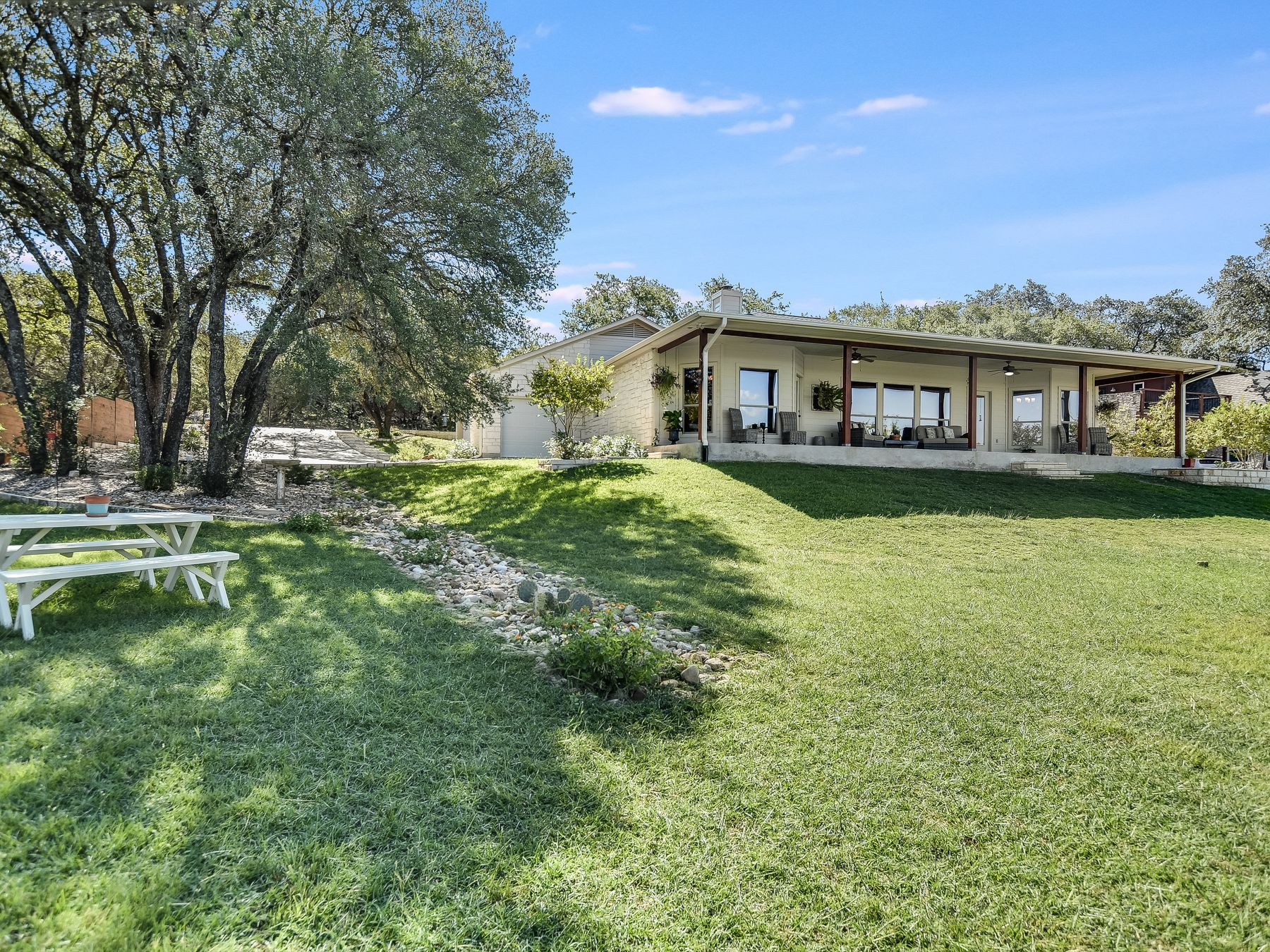 21523 Lakefront Drive 