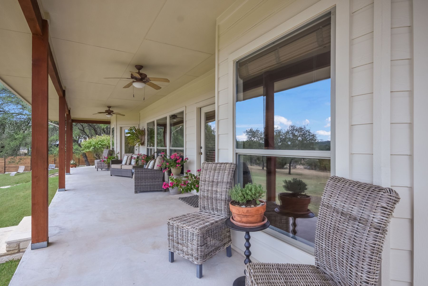 21523 Lakefront Drive 