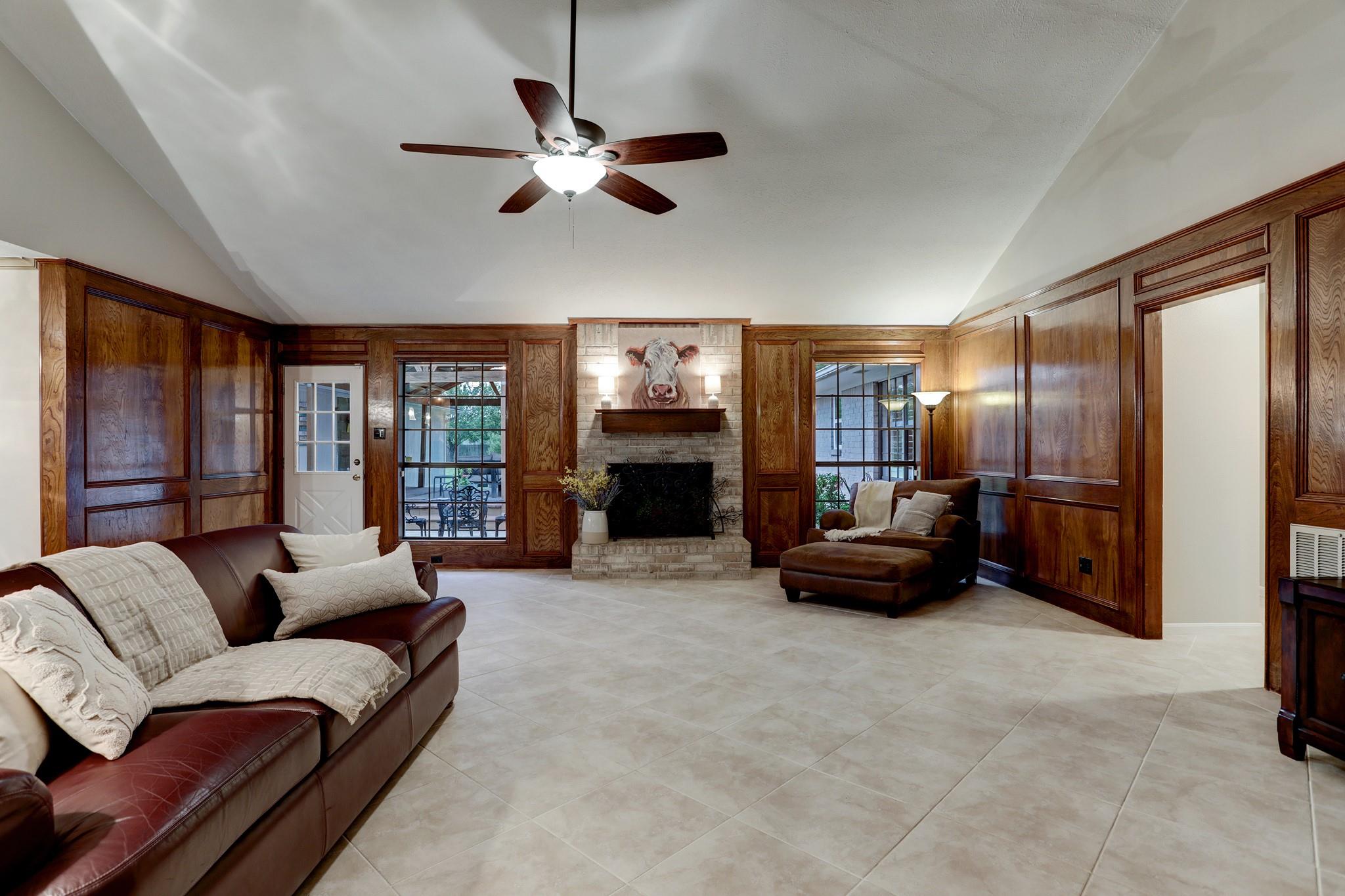 934 Layfair Place