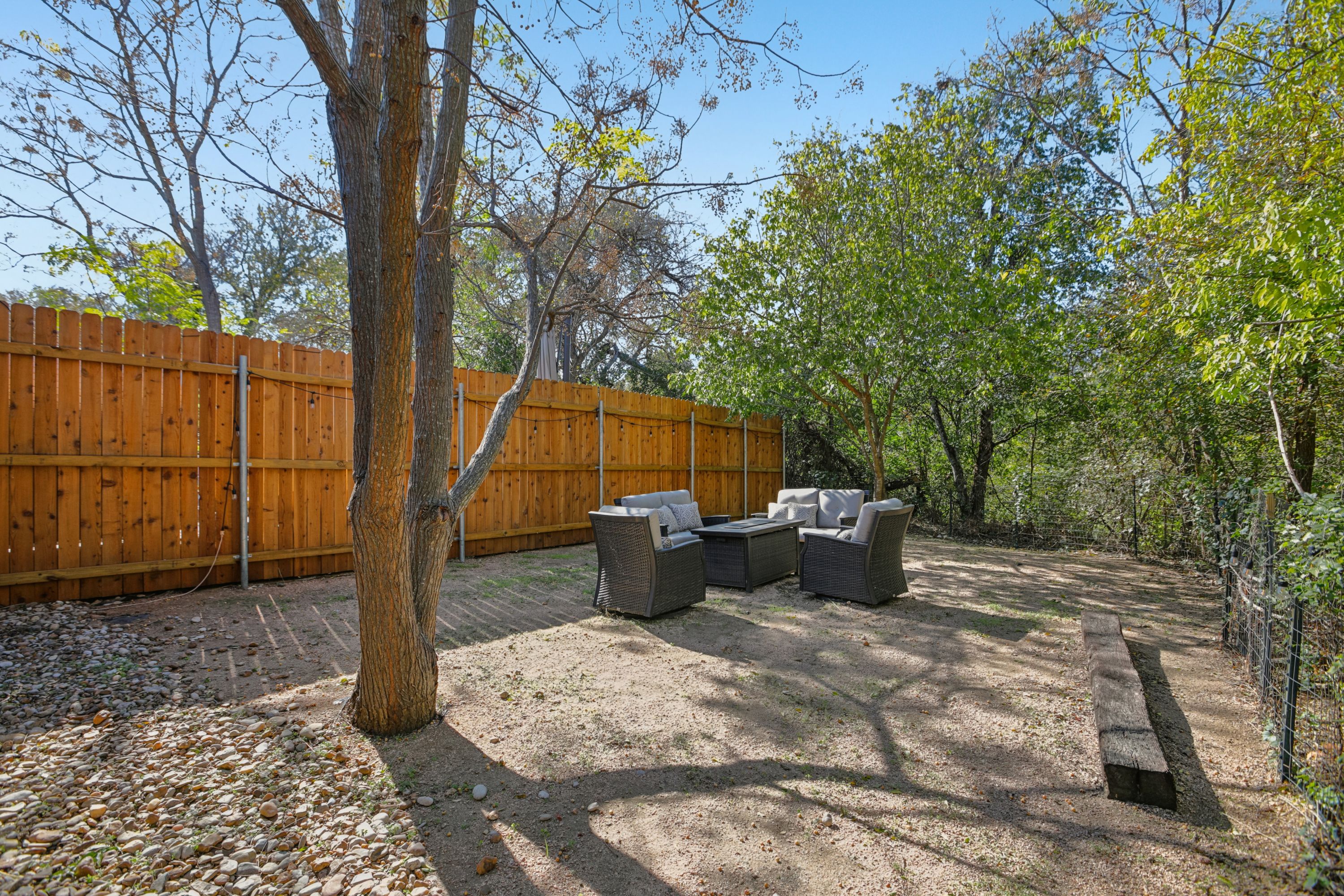 1206 Deloney Street Unit B