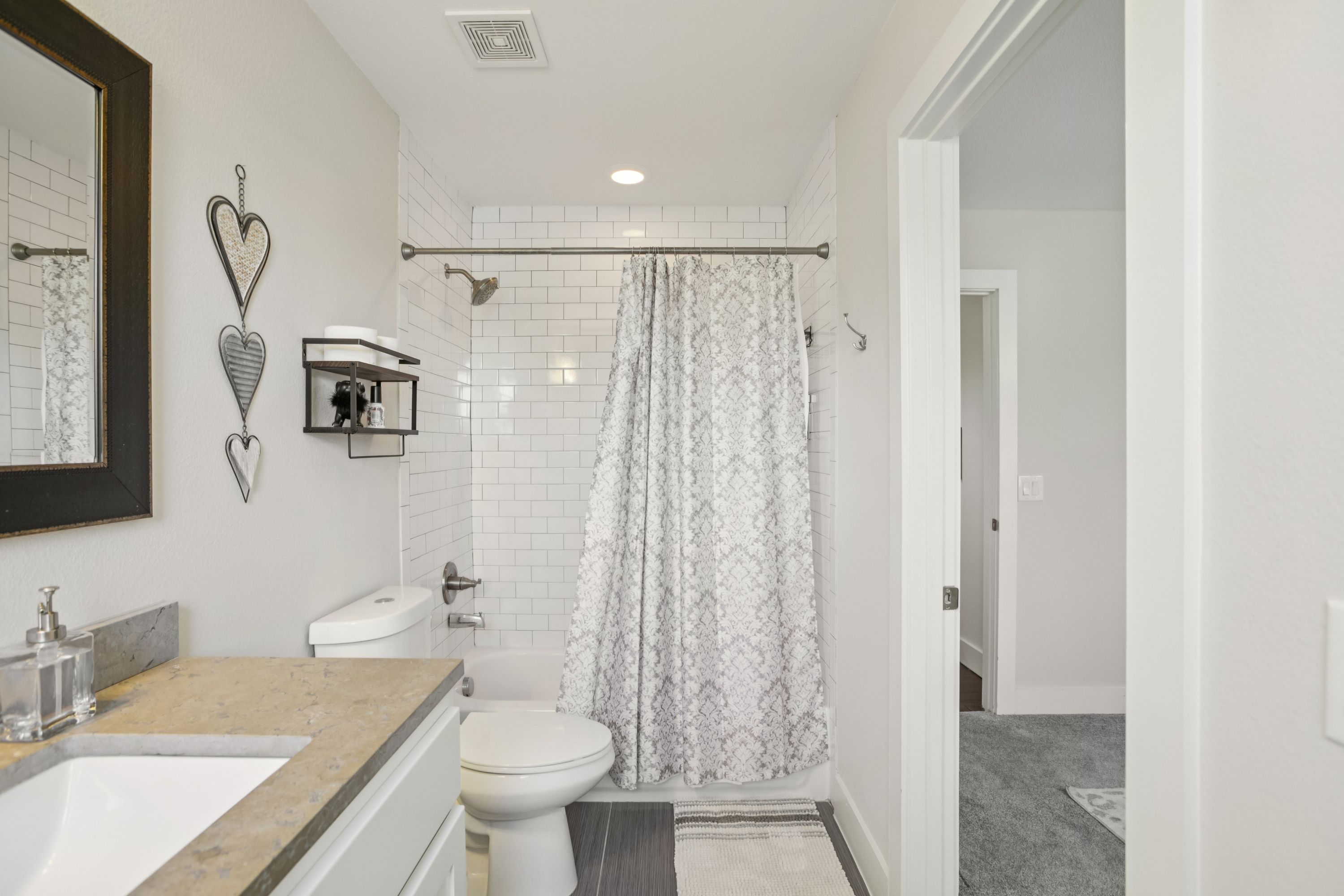 1206 Deloney Street Unit B