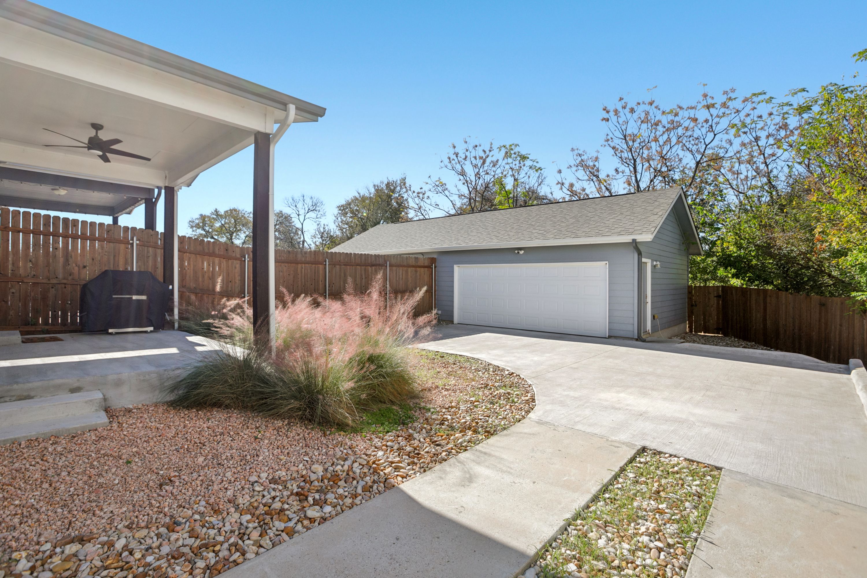1206 Deloney Street Unit B