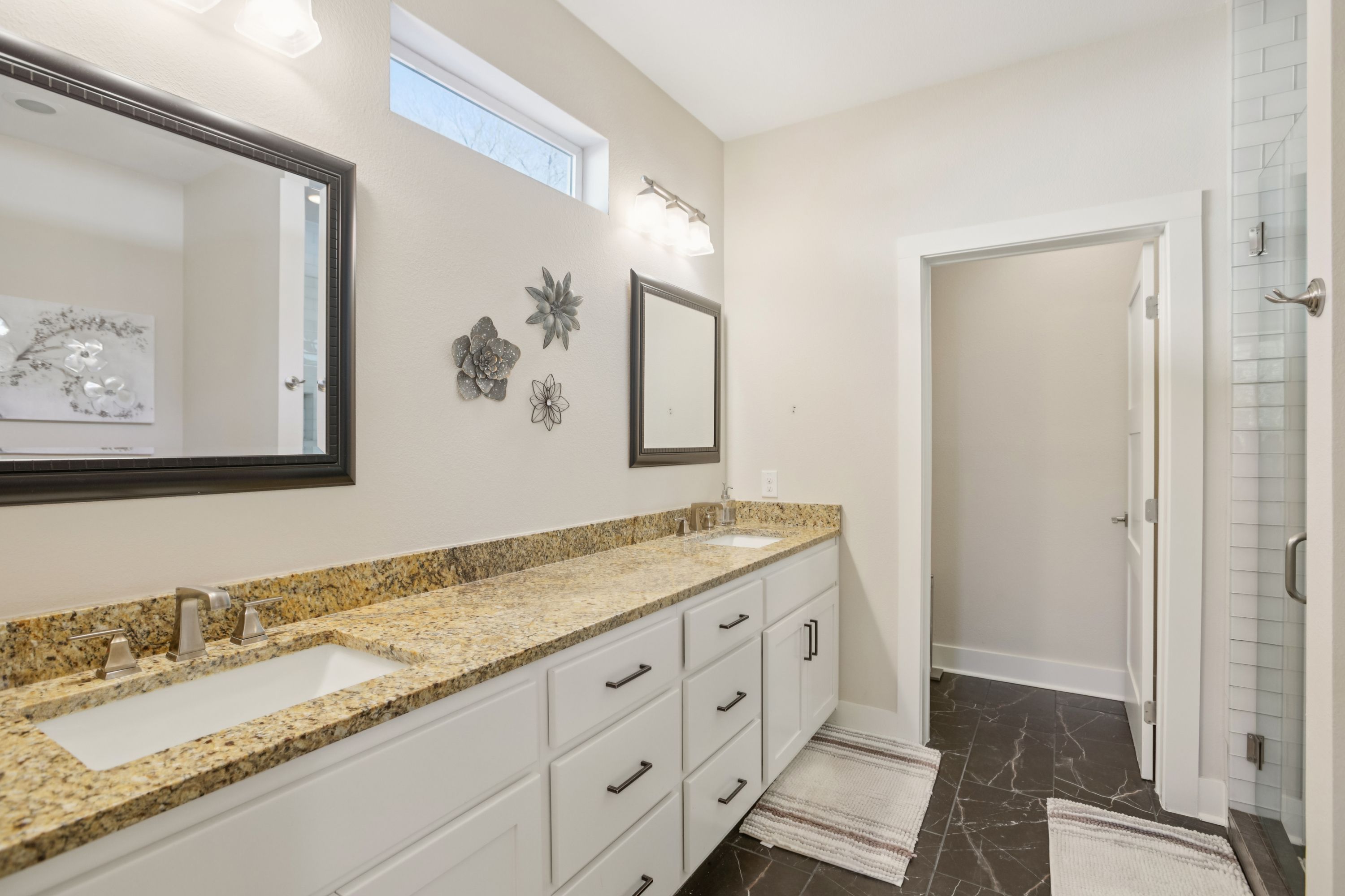 1206 Deloney Street Unit B