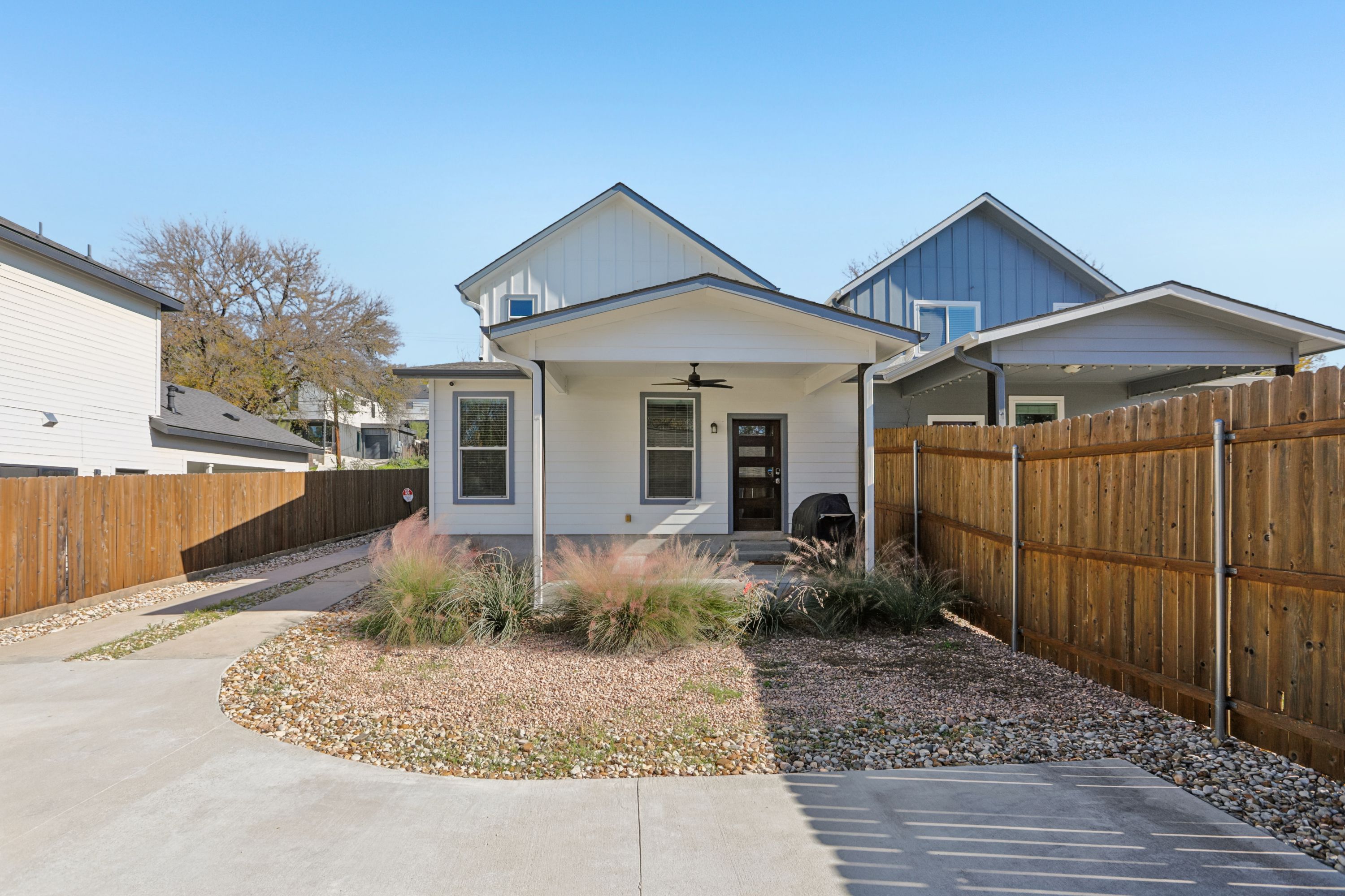 1206 Deloney Street Unit B