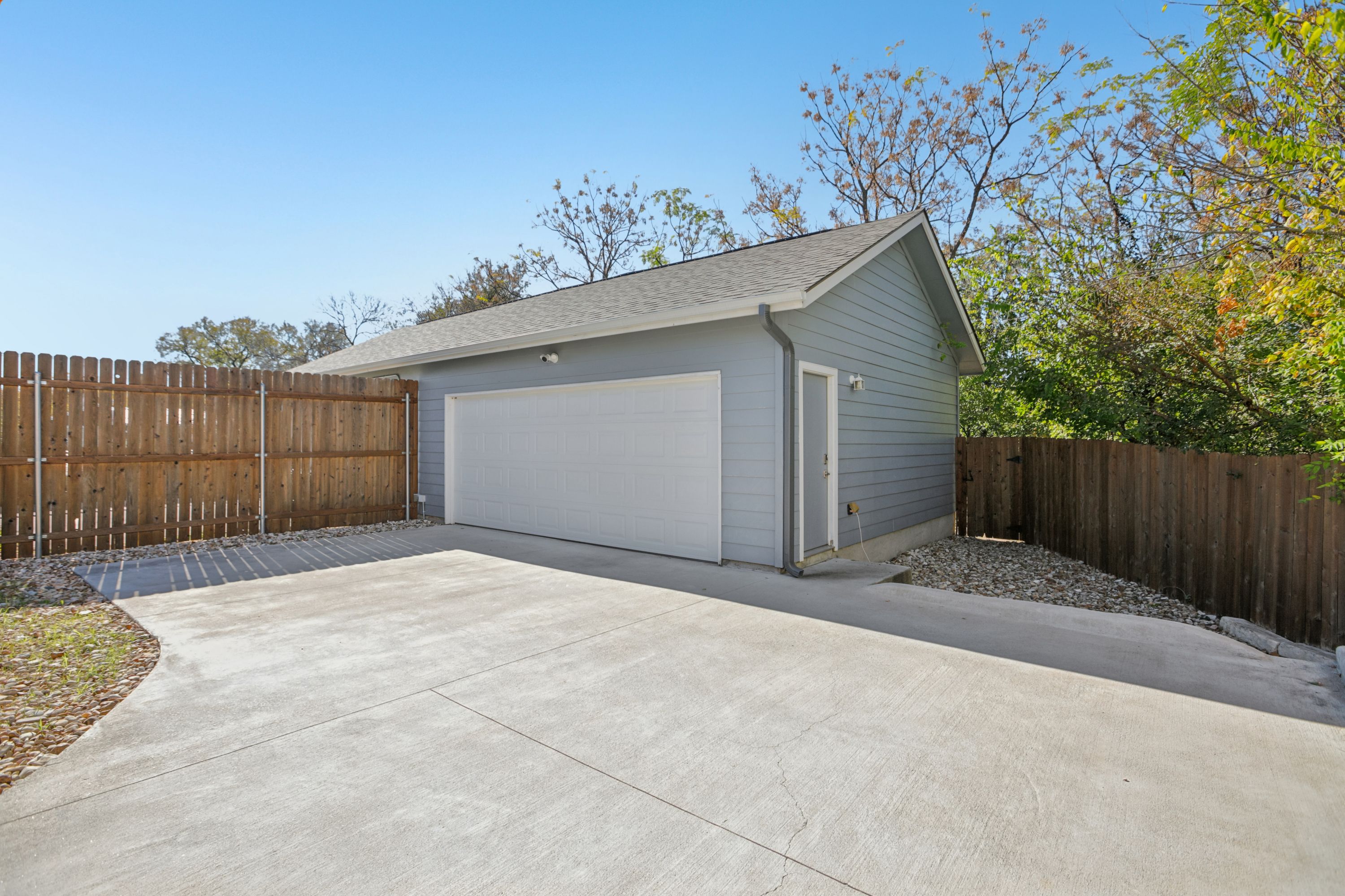 1206 Deloney Street Unit B
