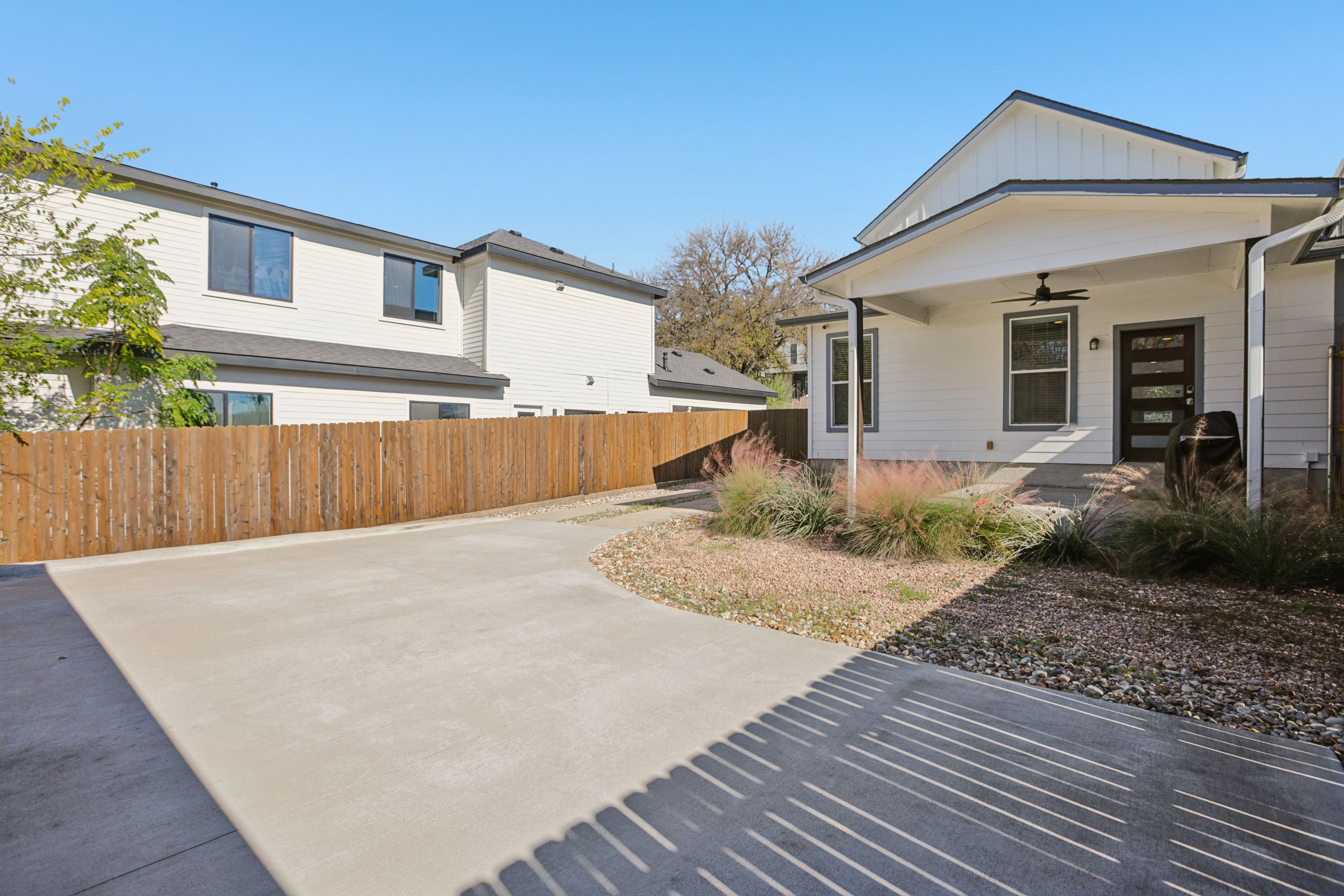 1206 Deloney Street Unit B