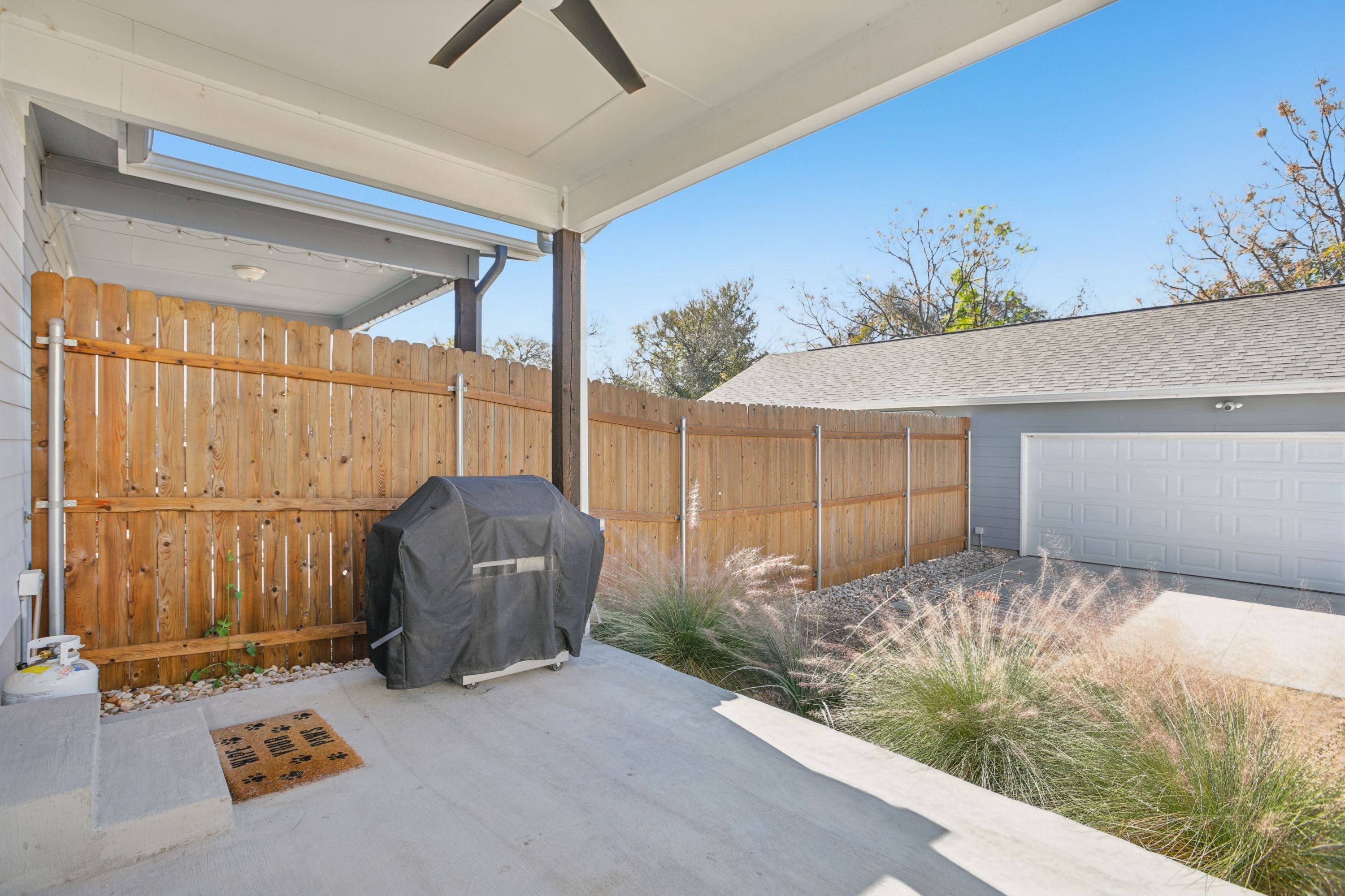 1206 Deloney Street Unit B