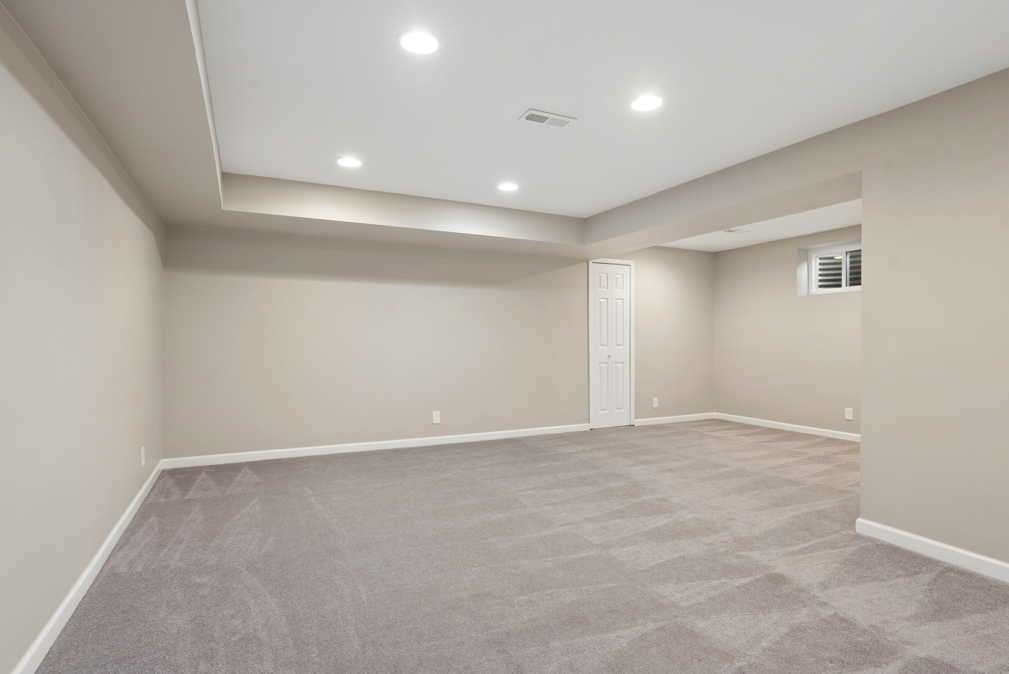 6043 E Briarwood Drive 