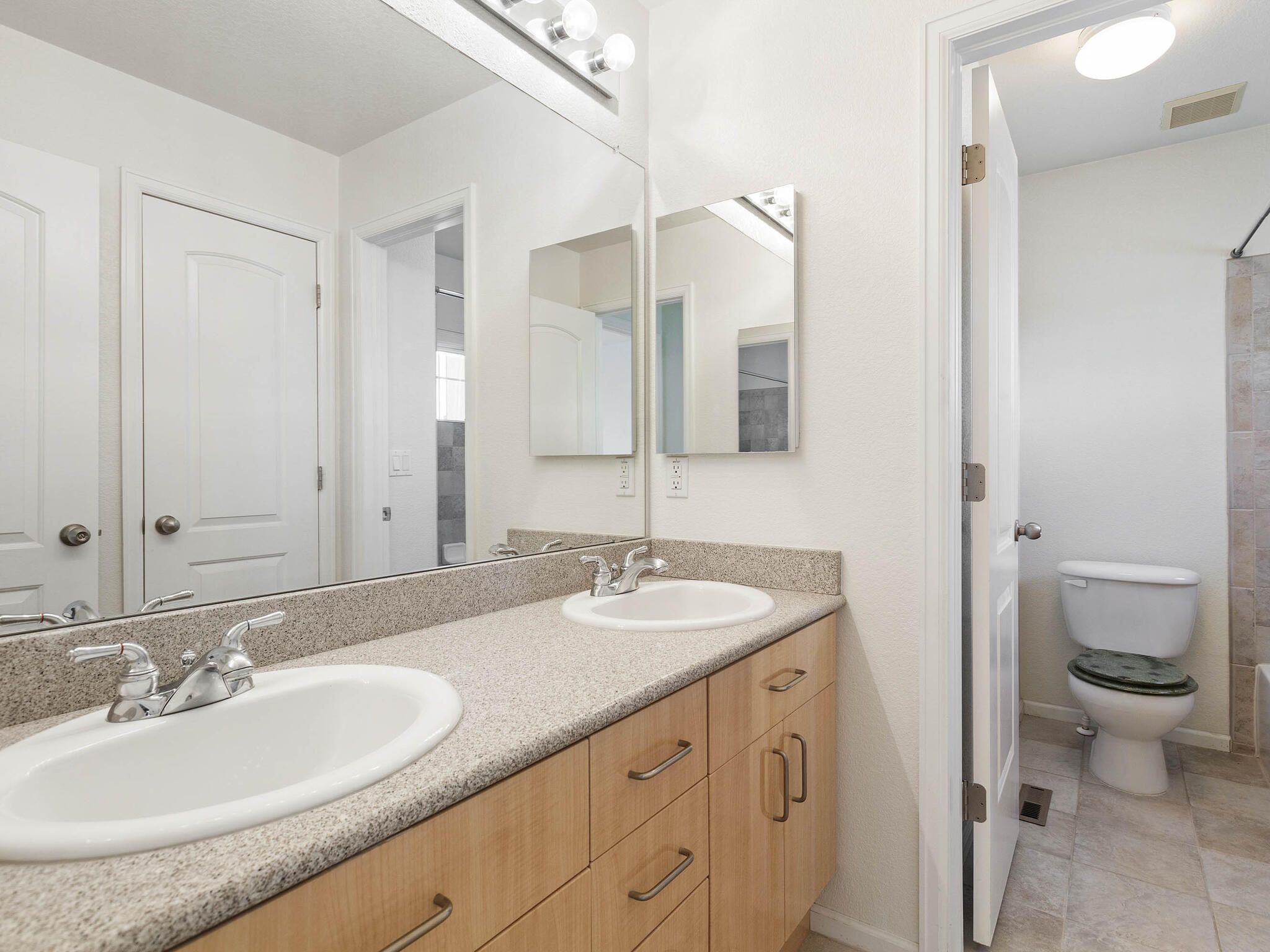 5794 Jasper Pointe Circle 