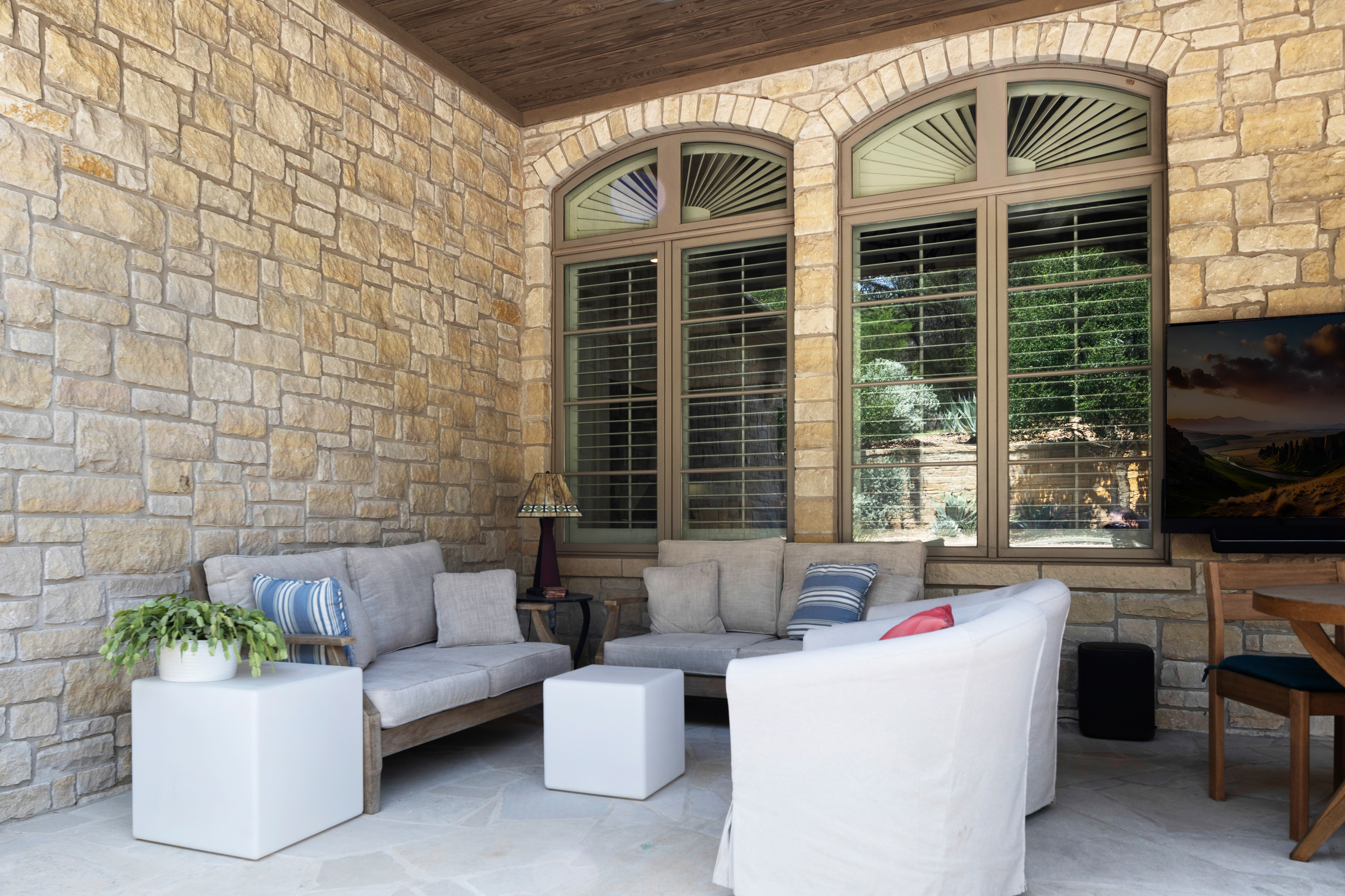 102 Laurel Valley Road 
