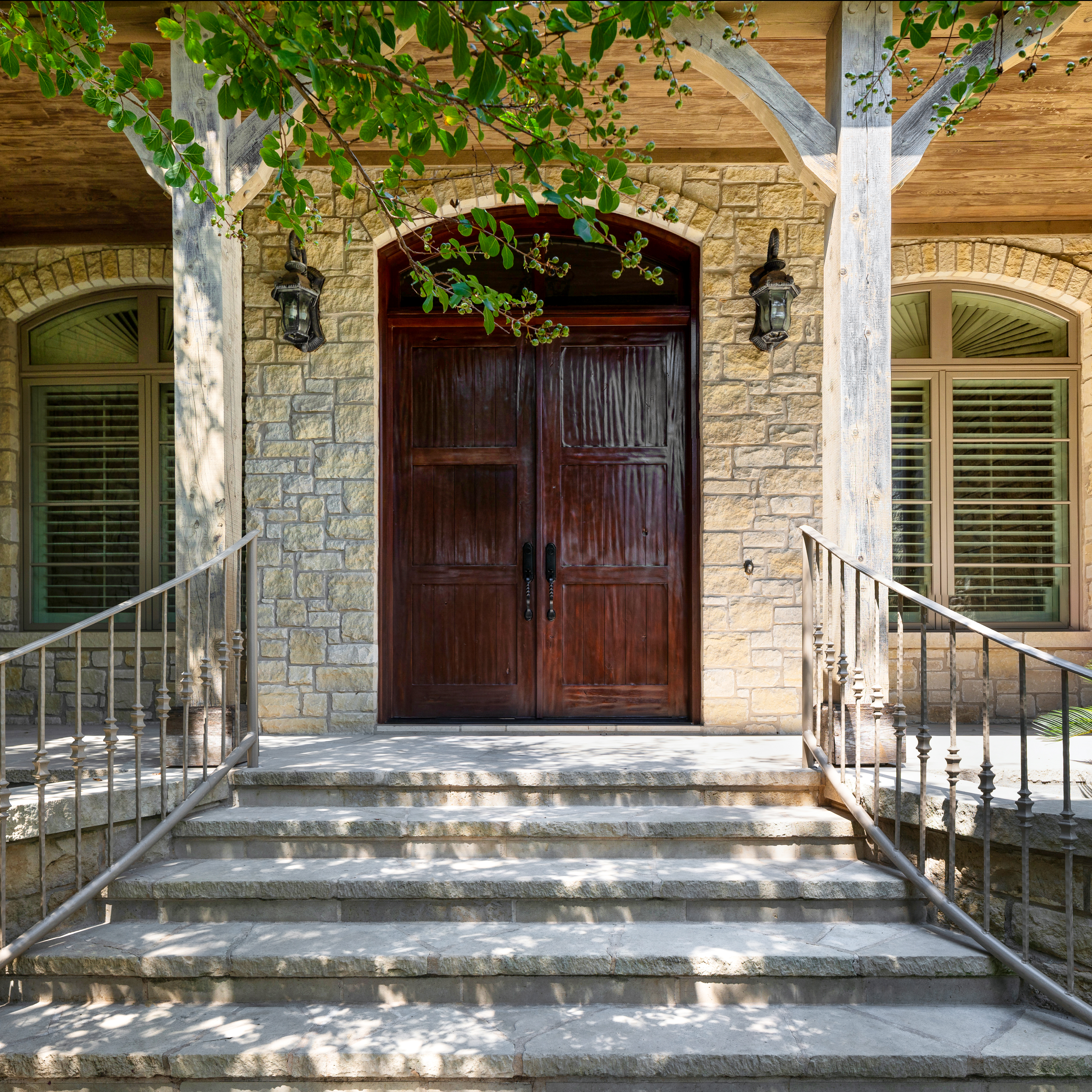 102 Laurel Valley Road 