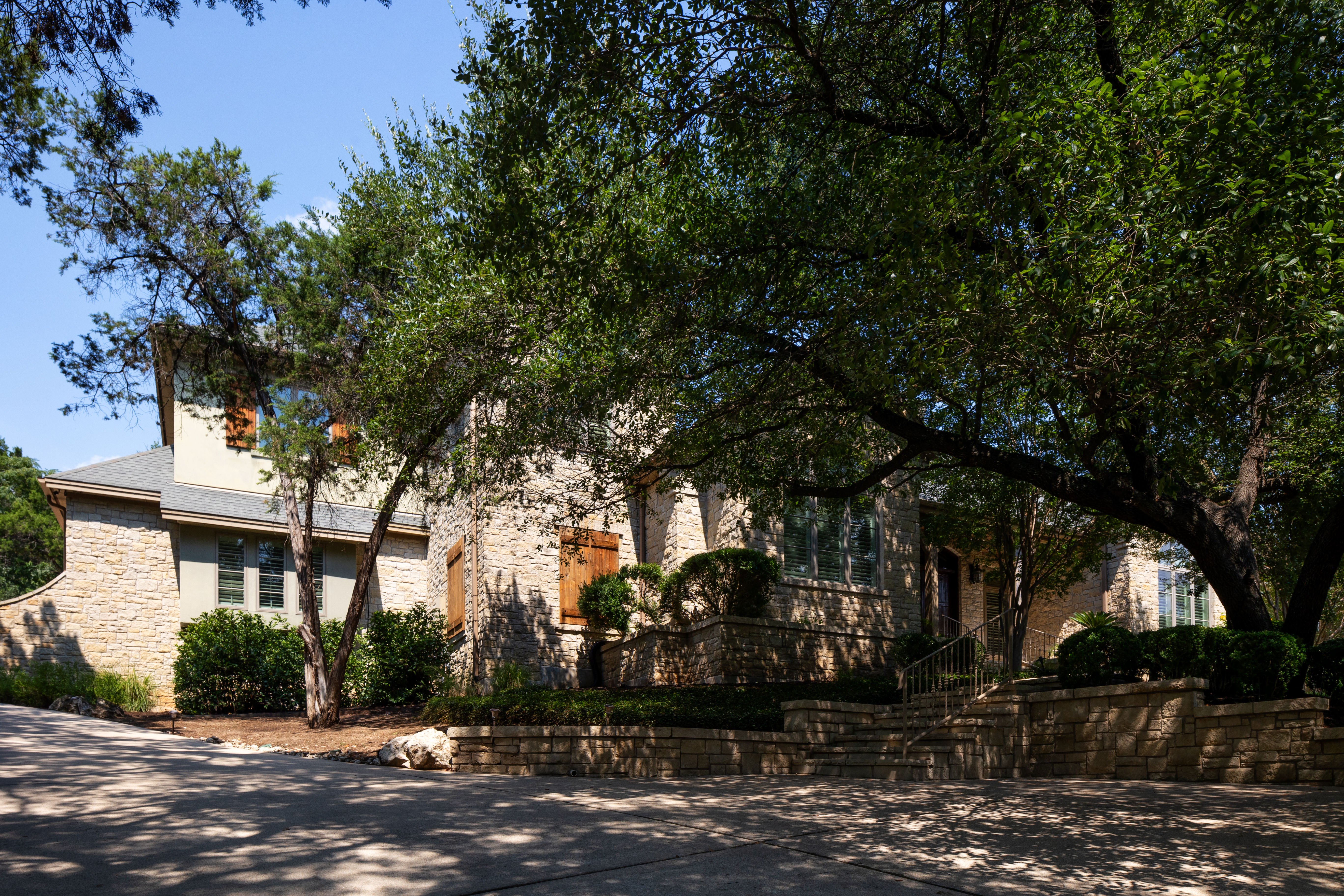 102 Laurel Valley Road 