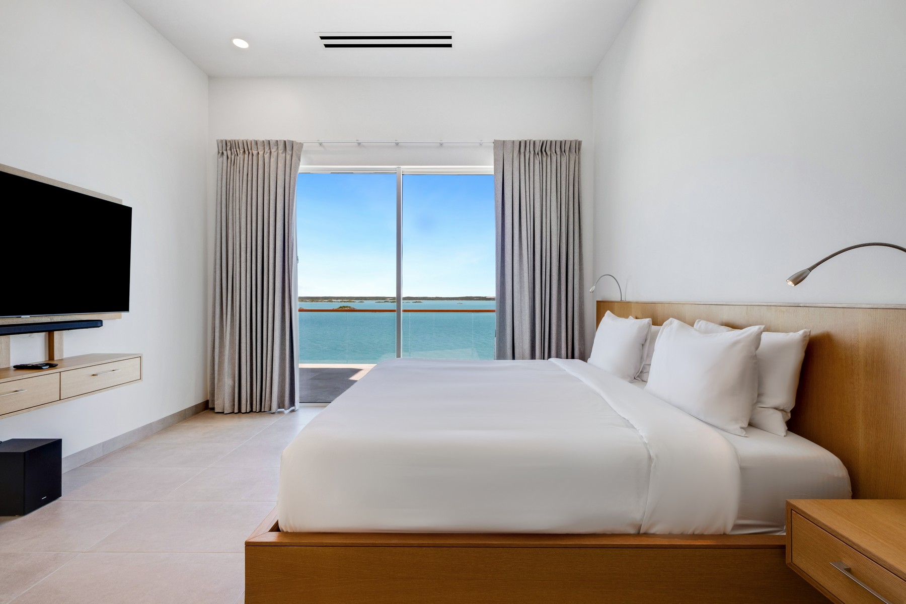 Ocean Breeze Villa, 245 Chalk Sound Drive