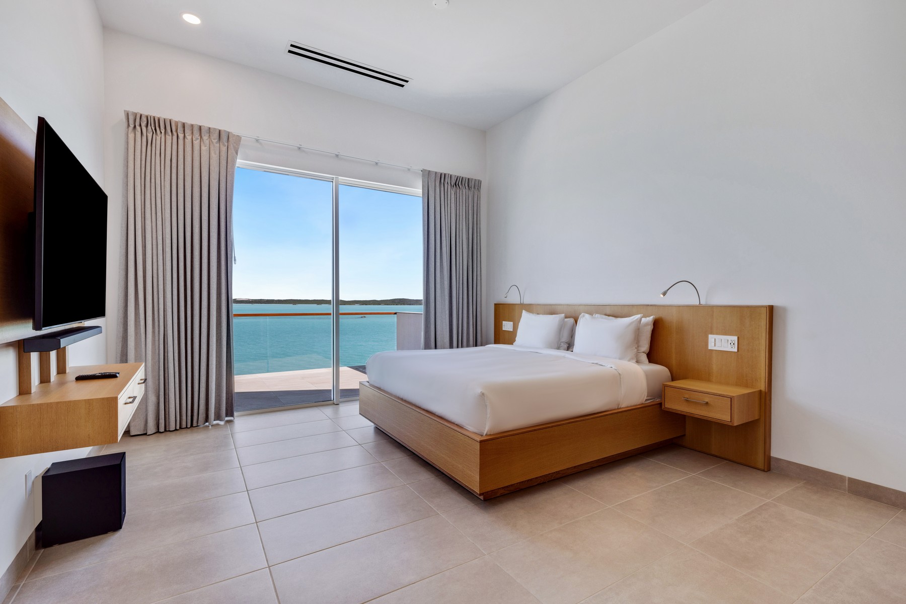 Ocean Breeze Villa, 245 Chalk Sound Drive