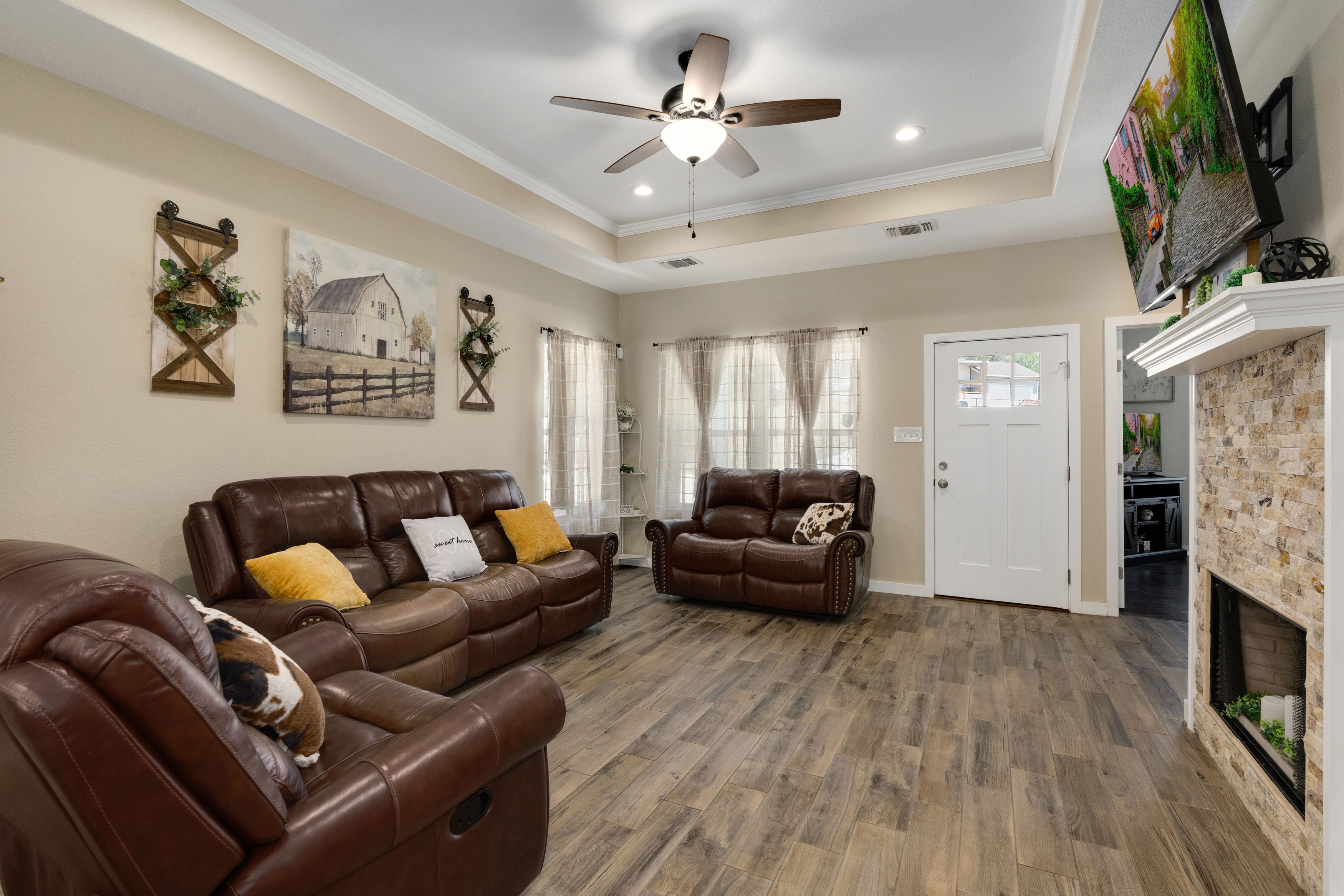 2645 Rocky Ridge Loop