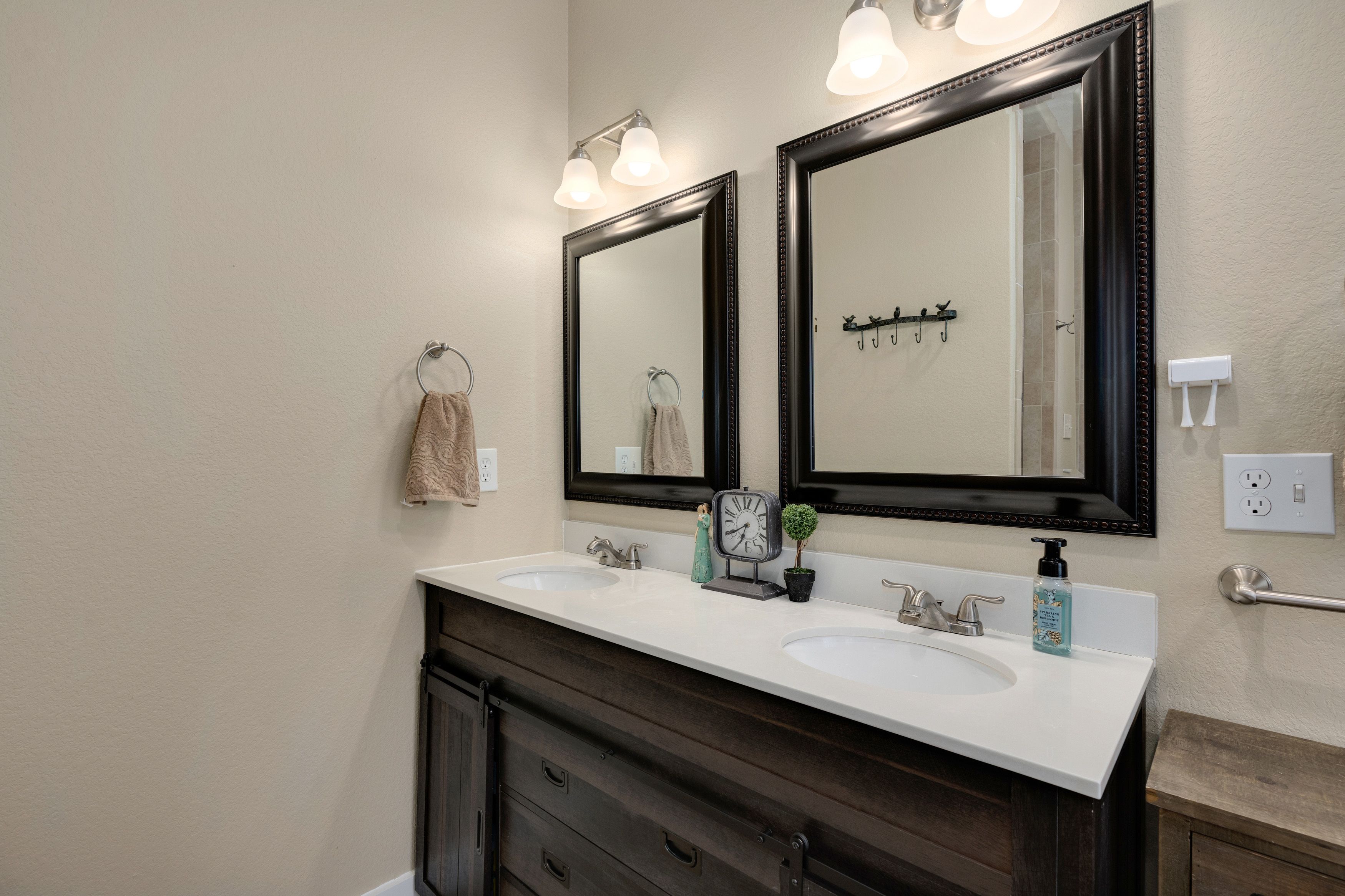 2645 Rocky Ridge Loop