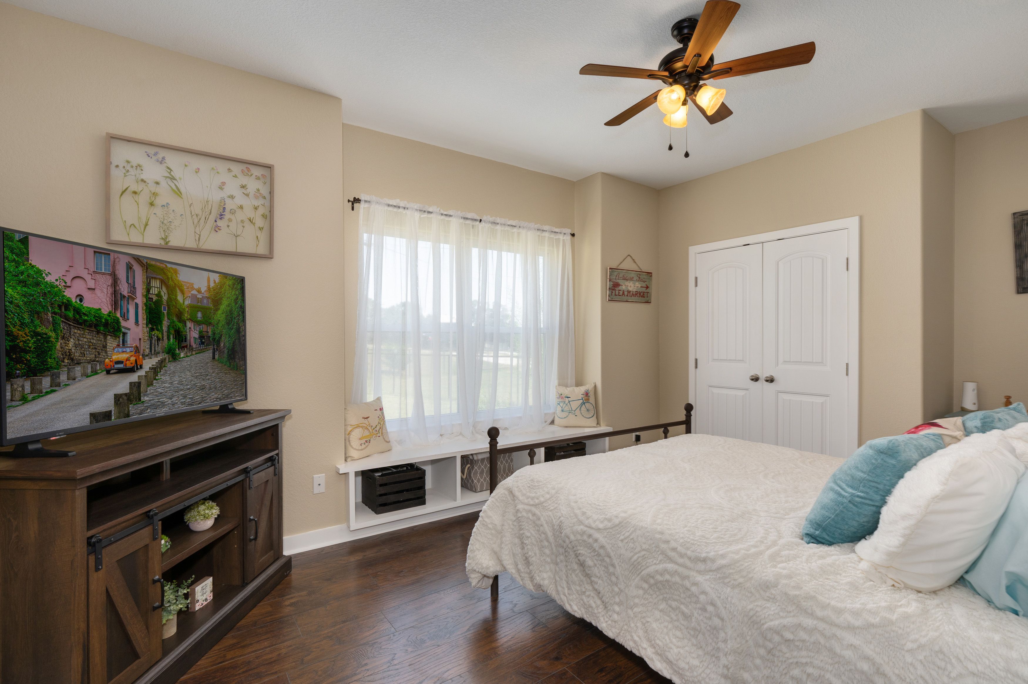 2645 Rocky Ridge Loop