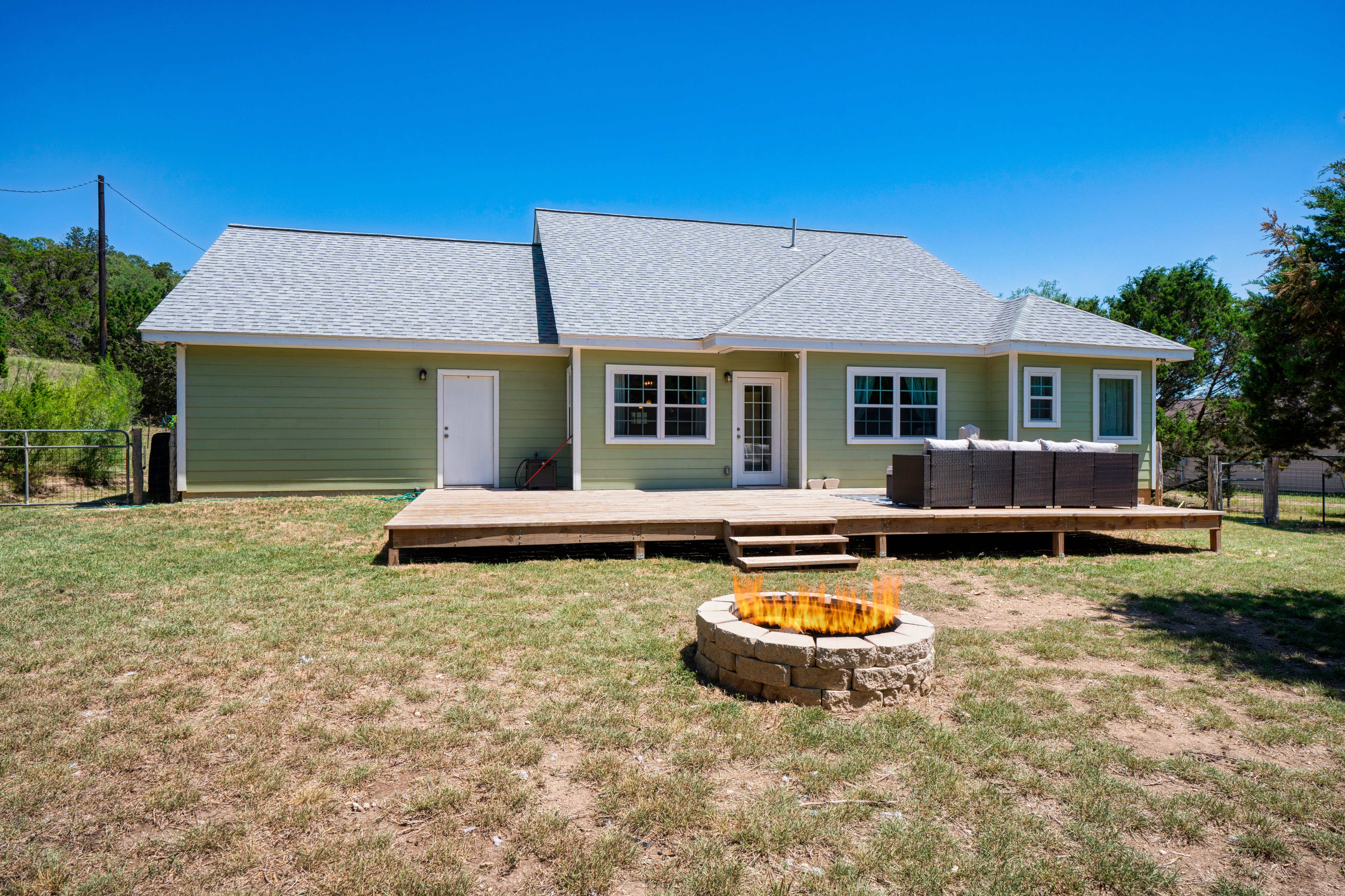 2645 Rocky Ridge Loop