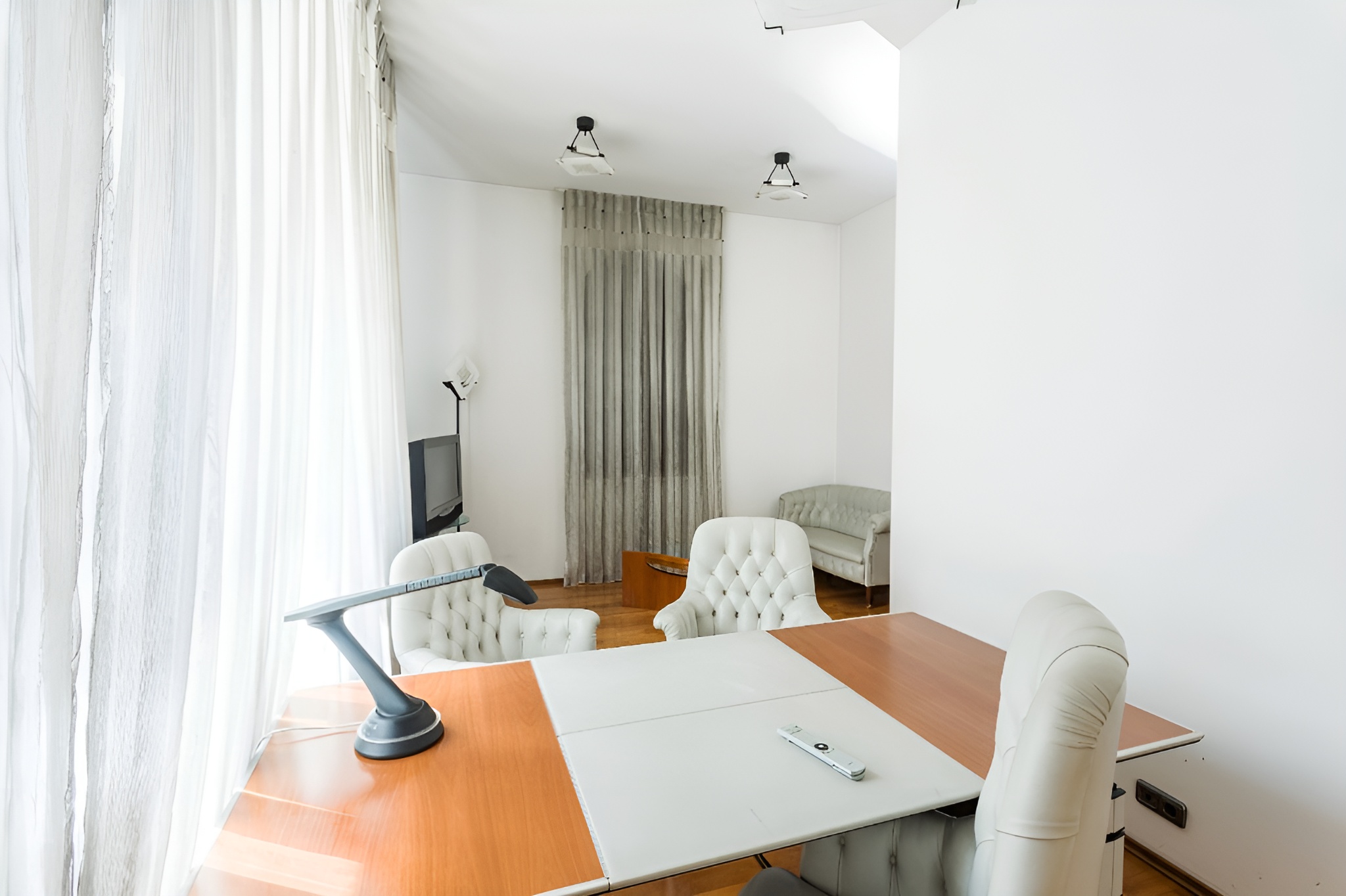 Dorobanți - ”Capitale” 