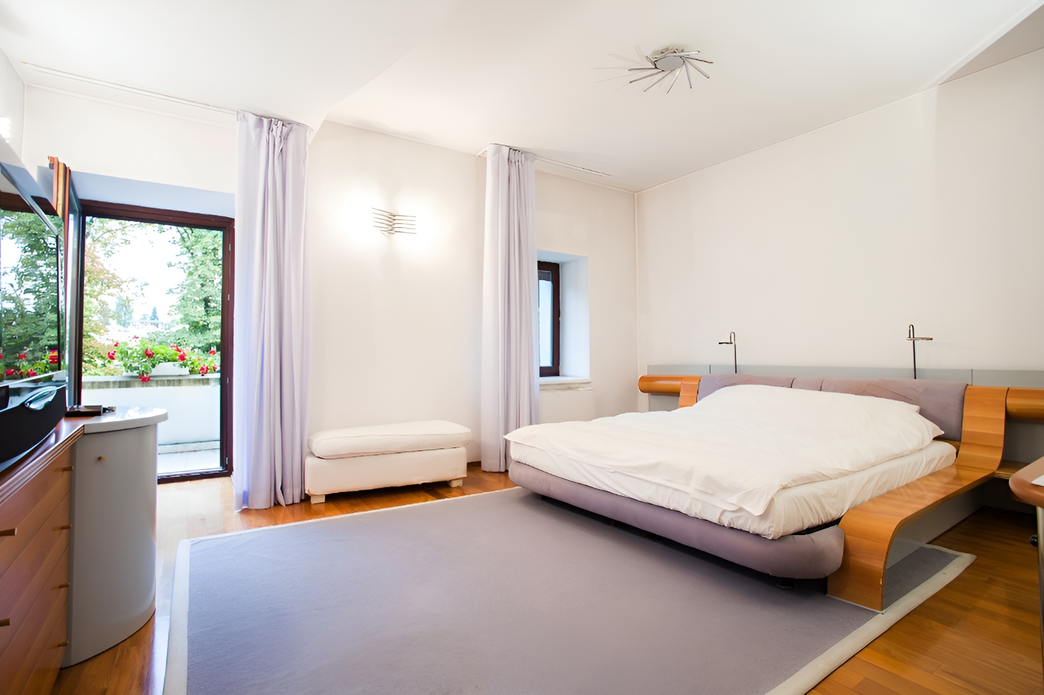 Dorobanți - ”Capitale” 