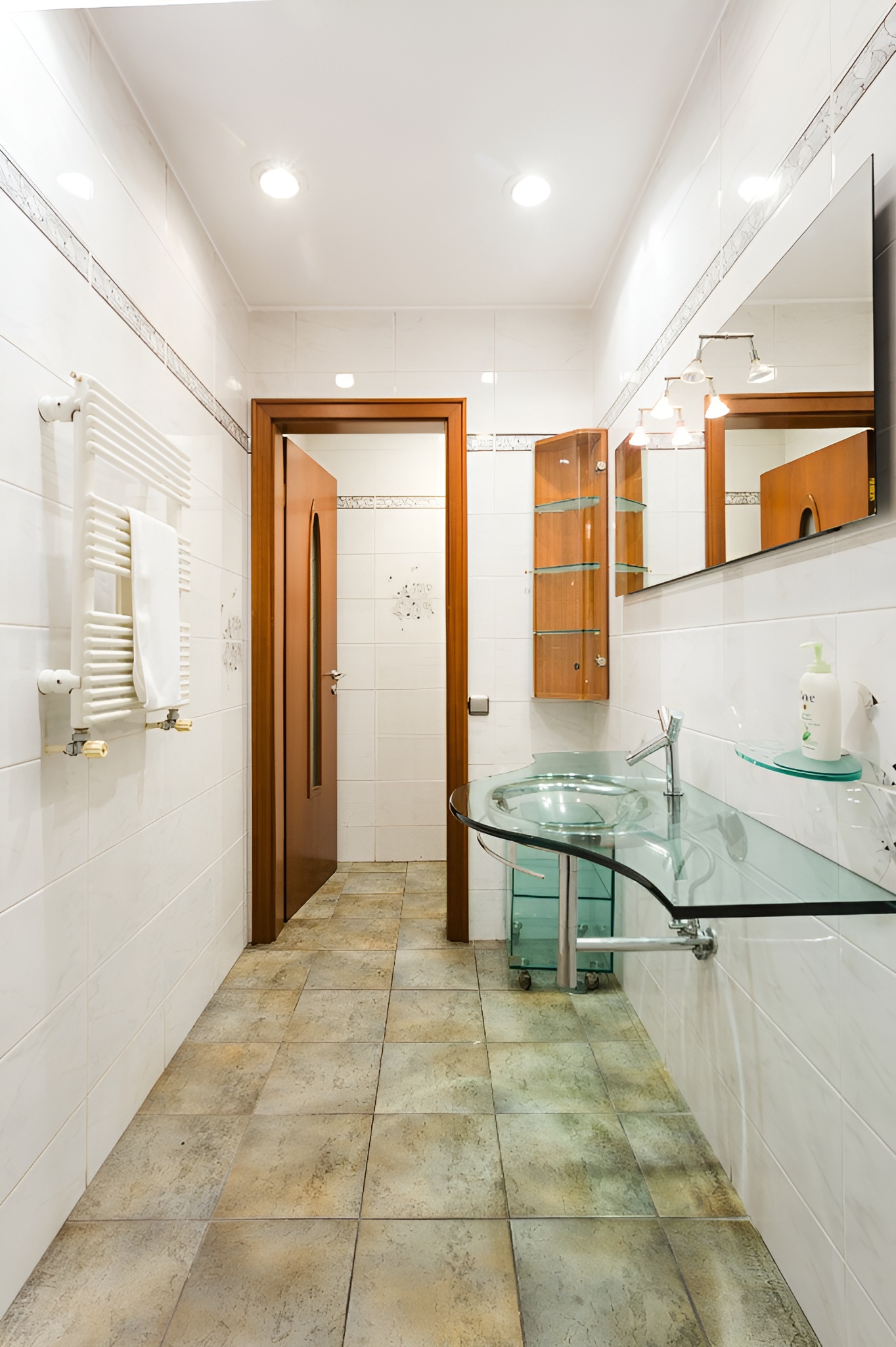 Dorobanți - ”Capitale” 