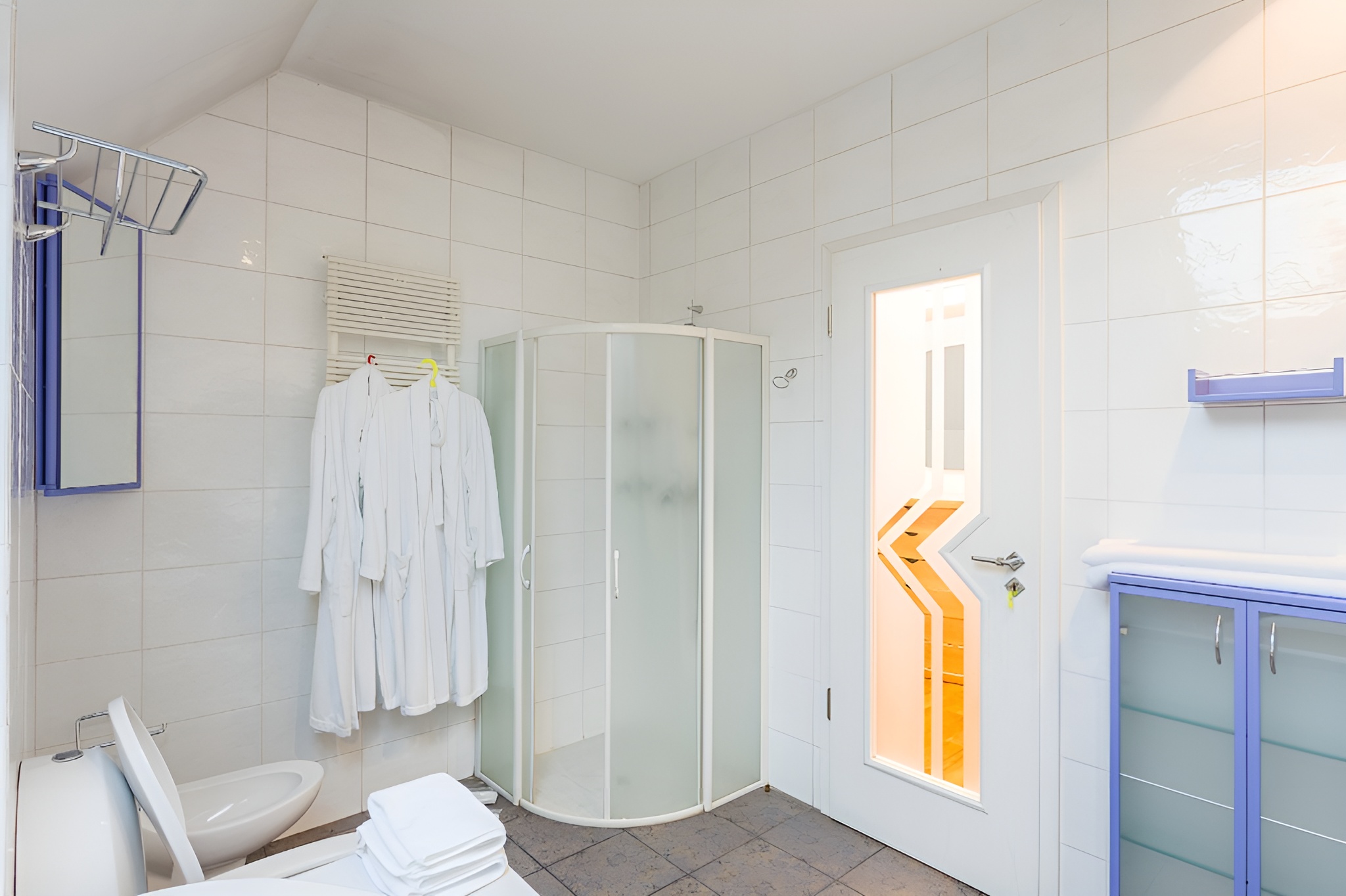 Dorobanți - ”Capitale” 