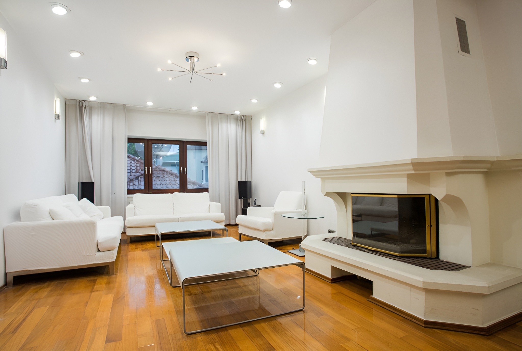 Dorobanți - ”Capitale” 