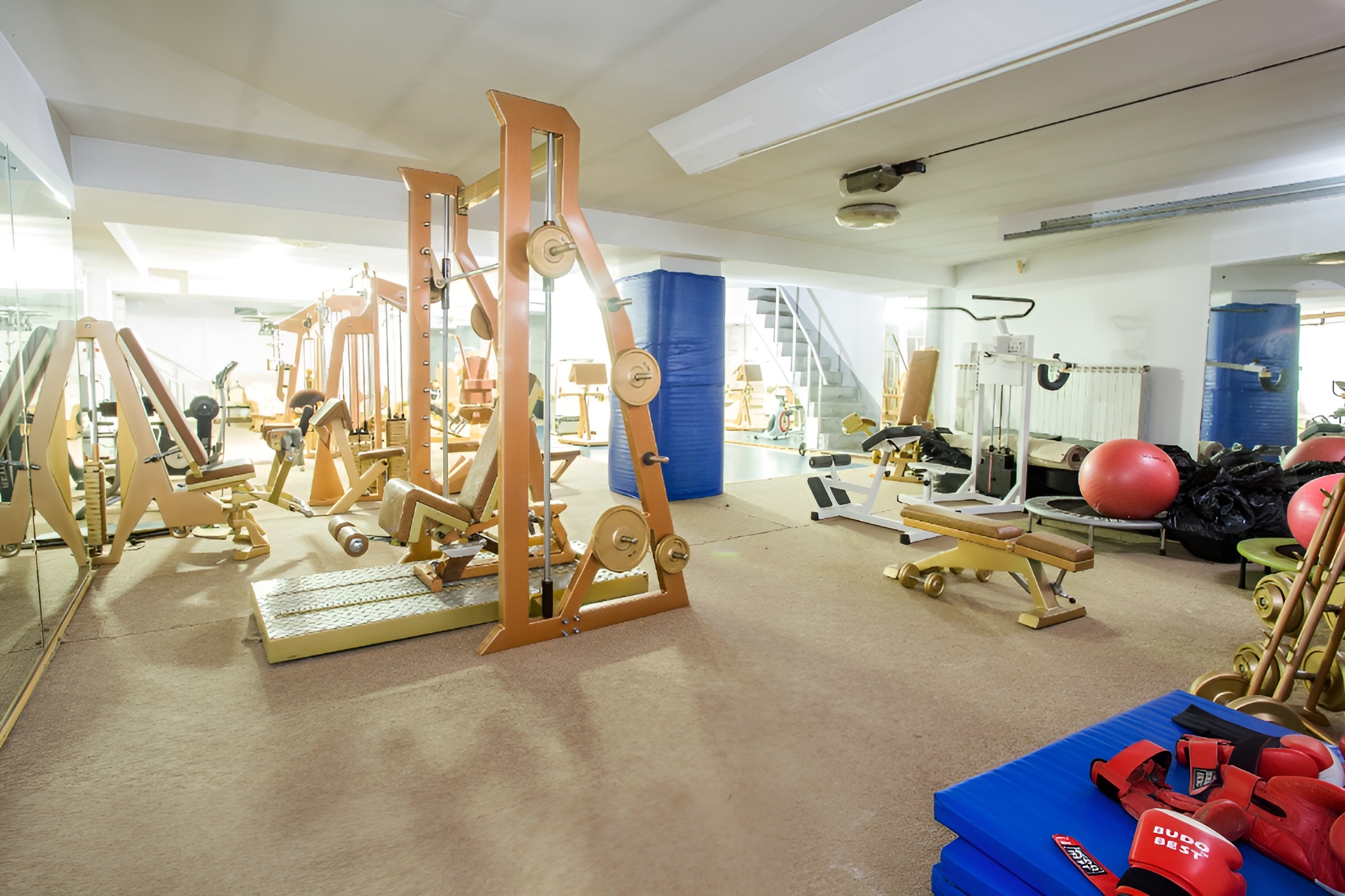 Dorobanți - ”Capitale” 