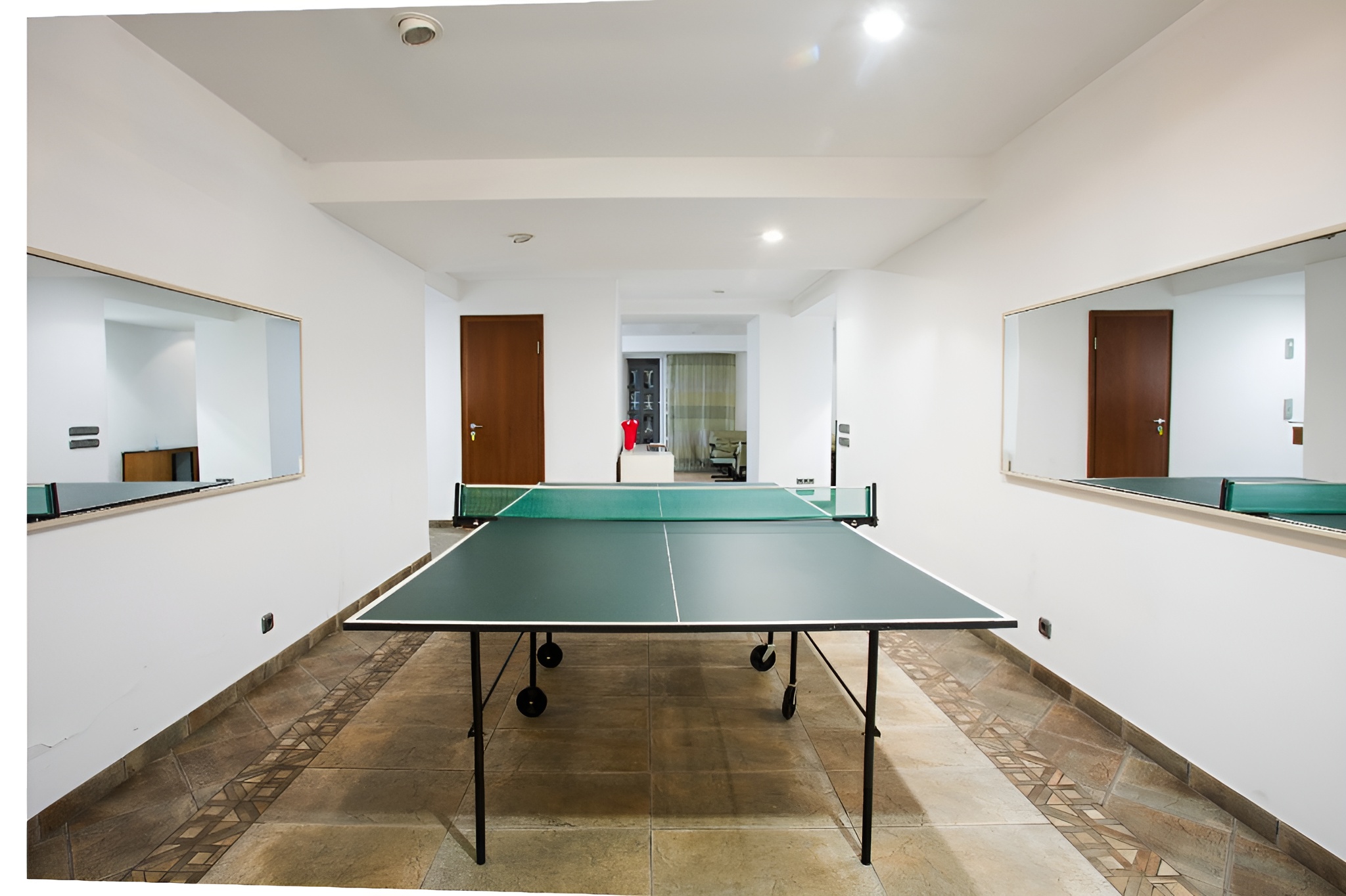 Dorobanți - ”Capitale” 