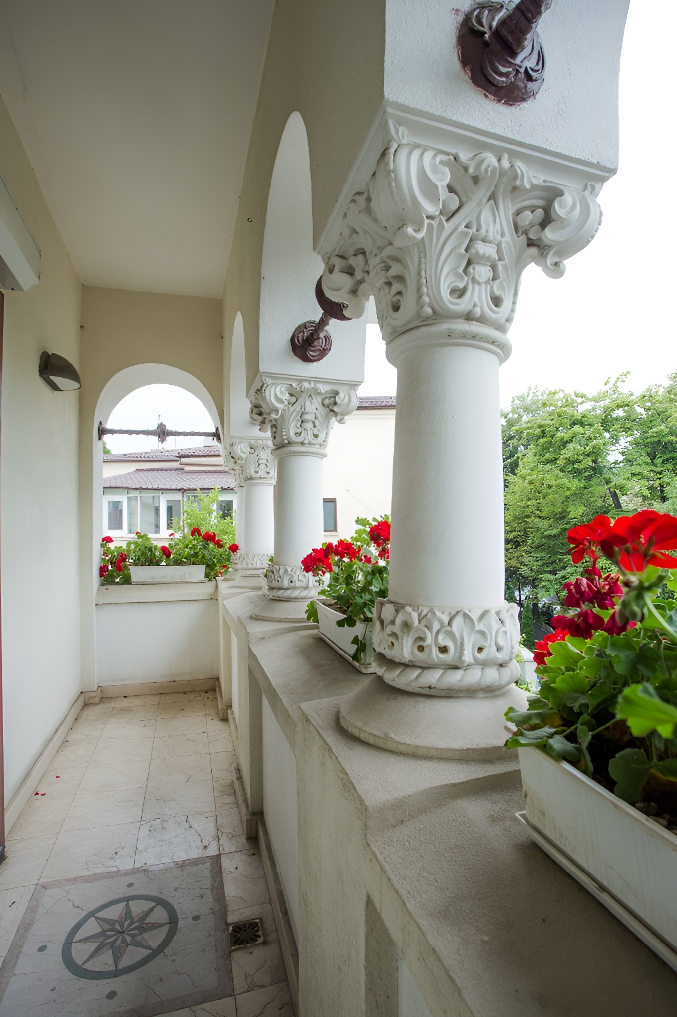 Dorobanți - ”Capitale” 