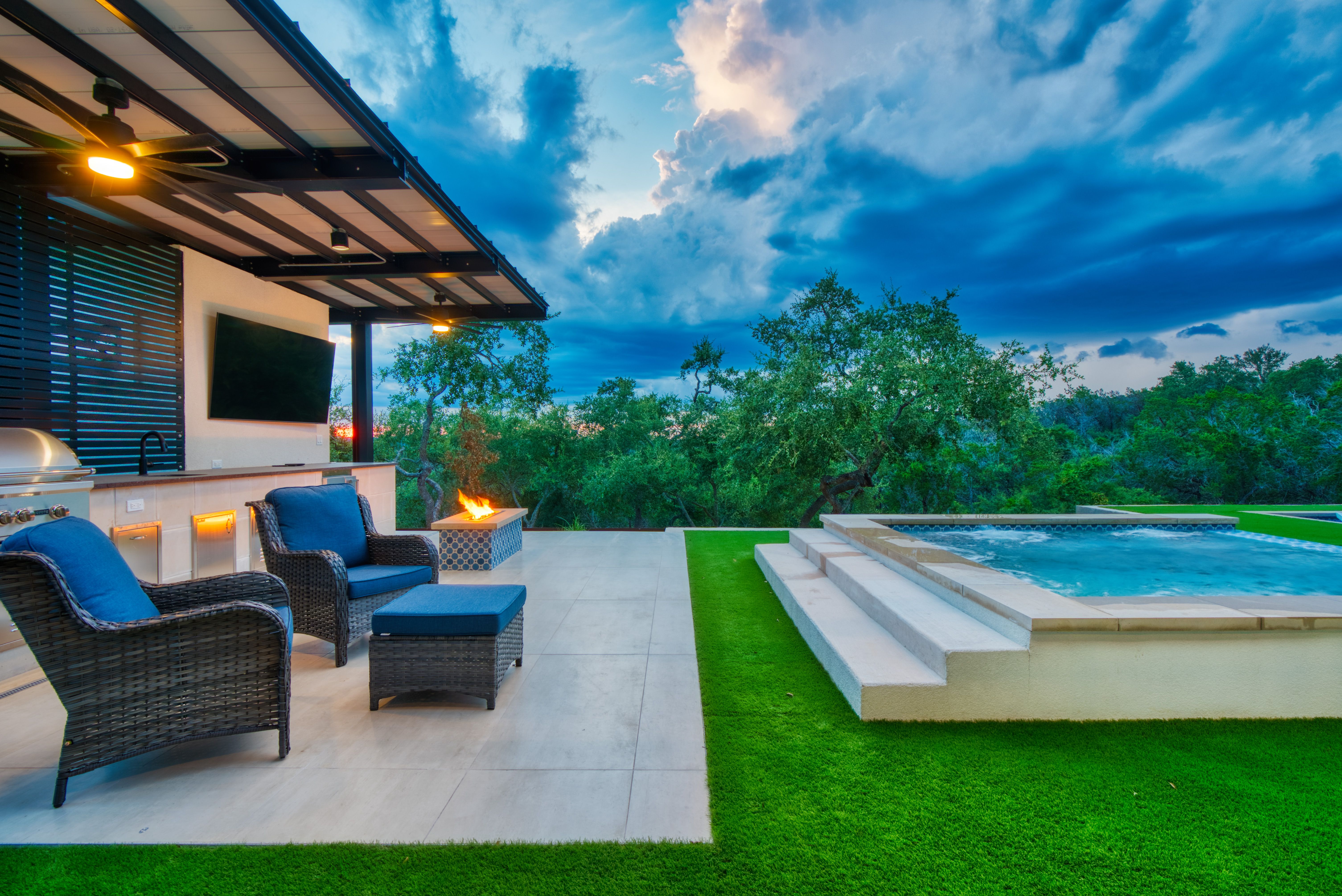 1104 Summit Ridge Drive 
