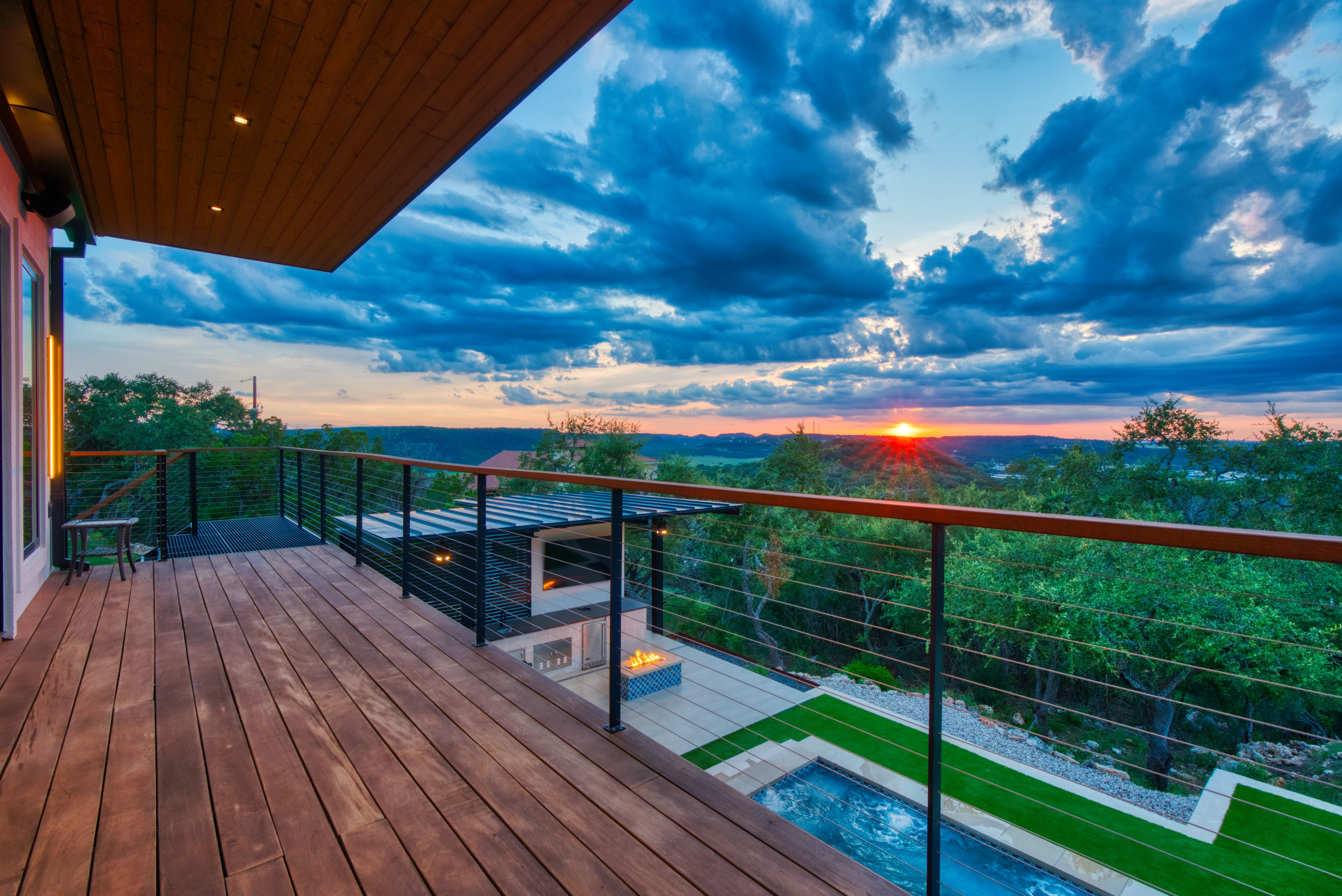 1104 Summit Ridge Drive 