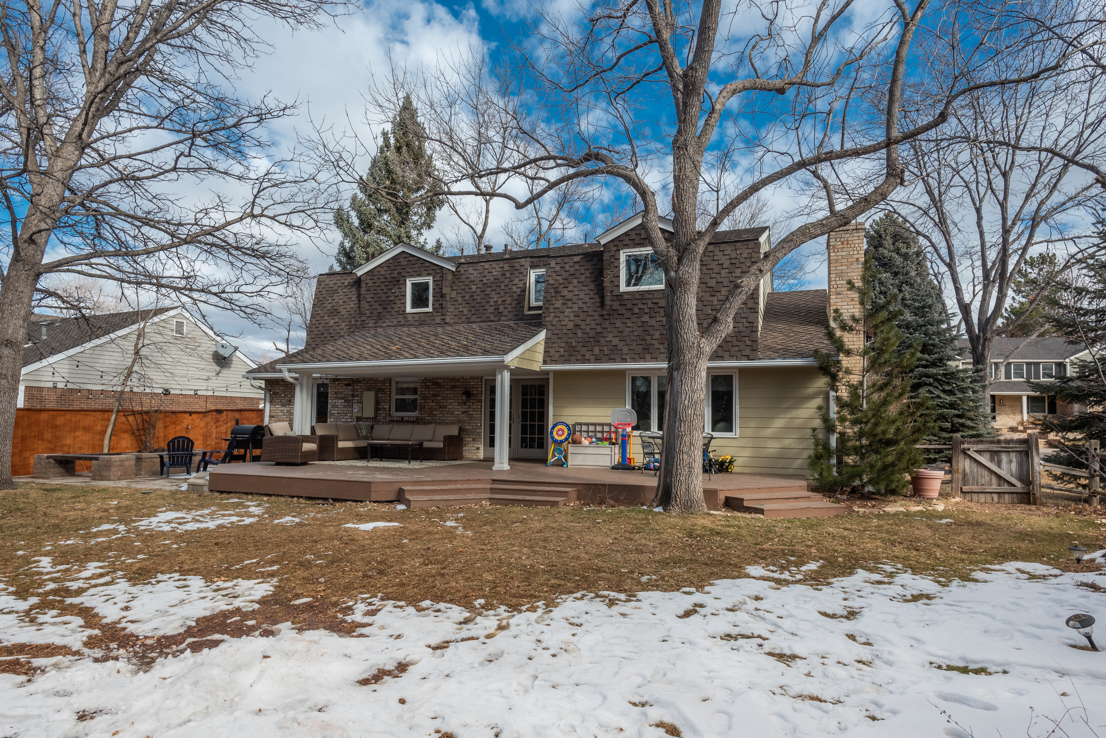 6941 S Poplar Way 