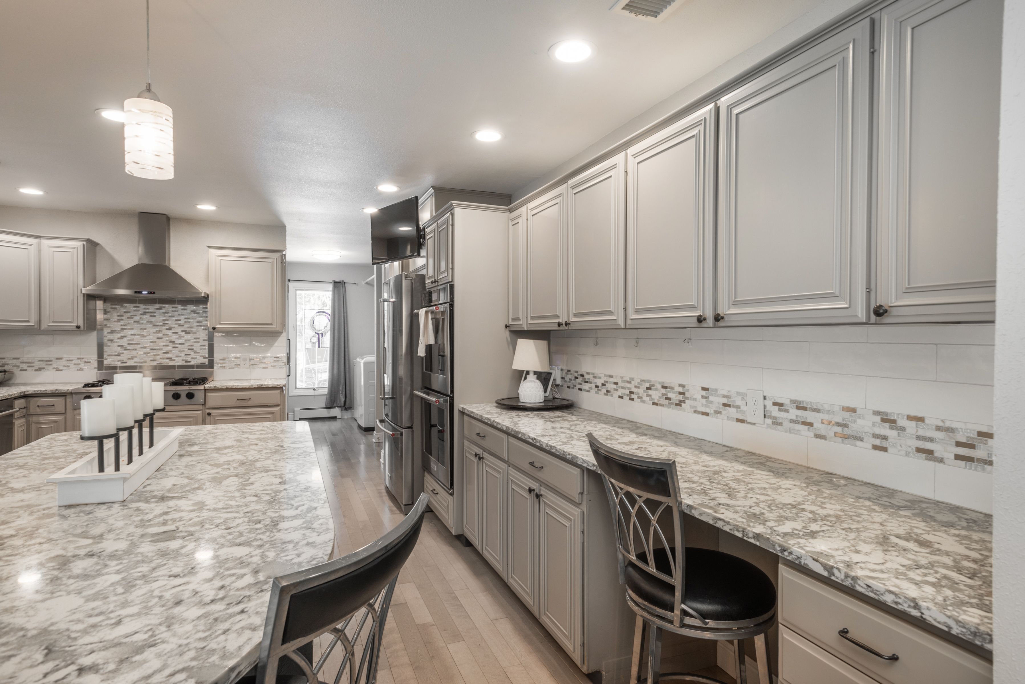 3961 S Magnolia Way 