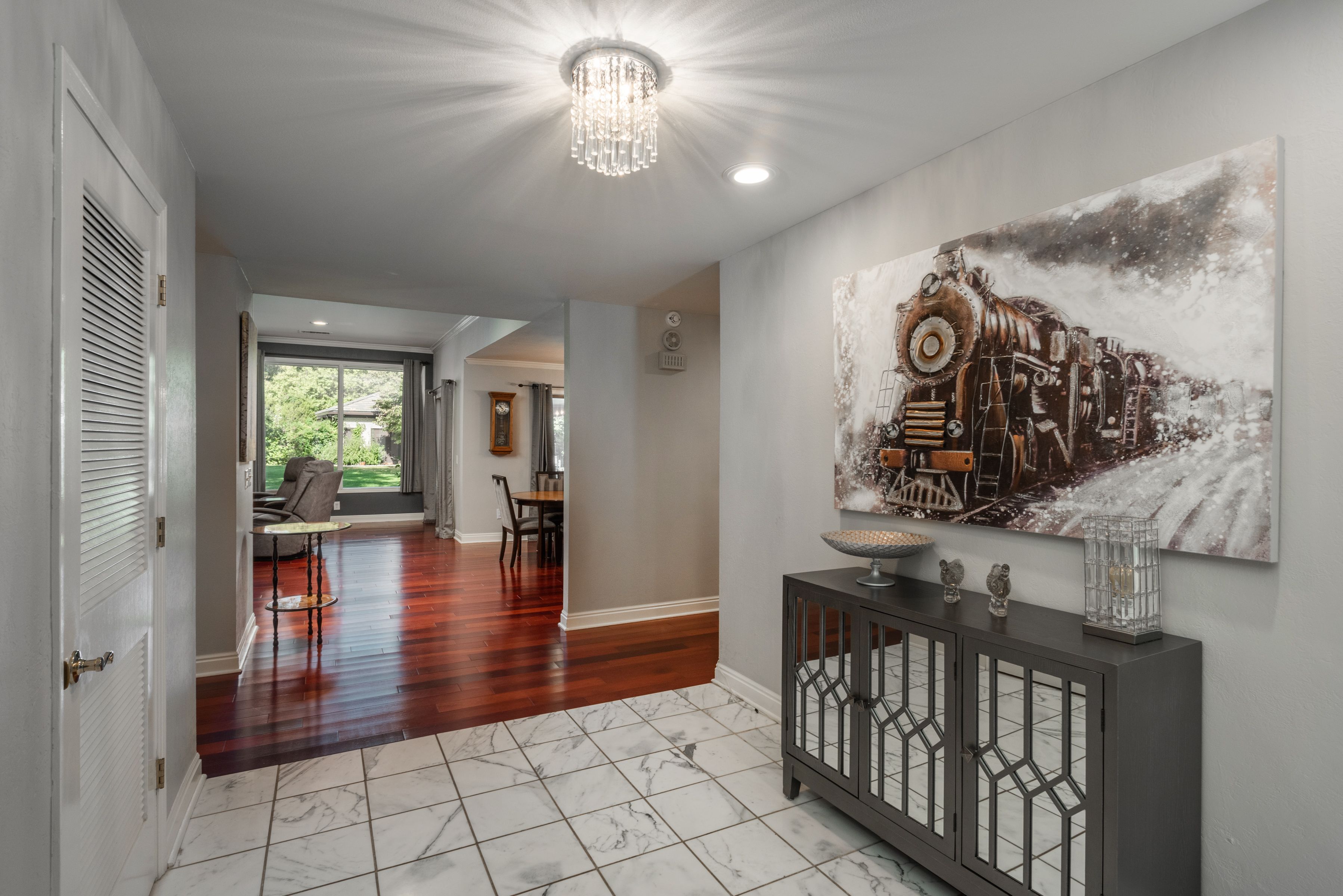 3961 S Magnolia Way 