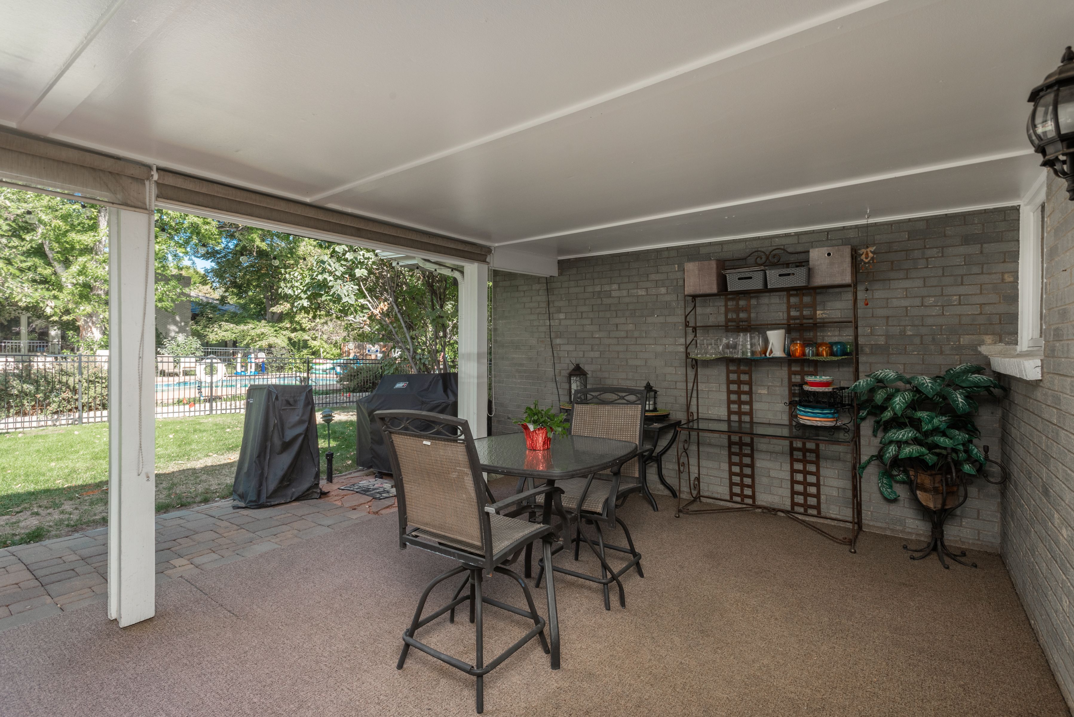 3961 S Magnolia Way 