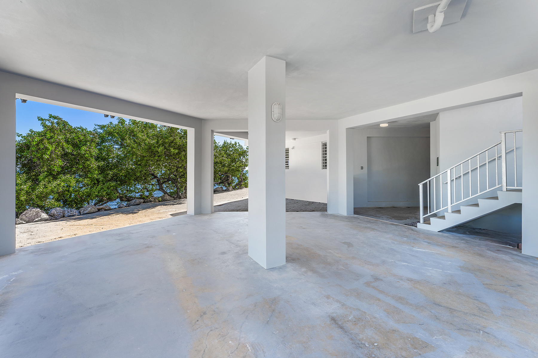10987 County Road